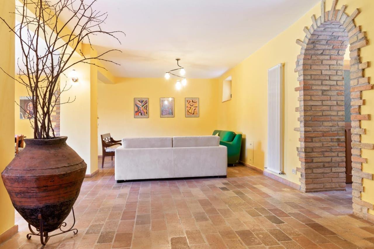 Il Casale degli Allori a 20 minuti dalla Riviera del Conero view 5