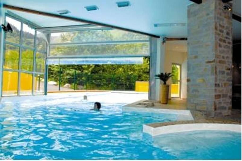 T2 RESIDENCE 3 ETOILES Piscine chauffée Sauna Hammam view 2
