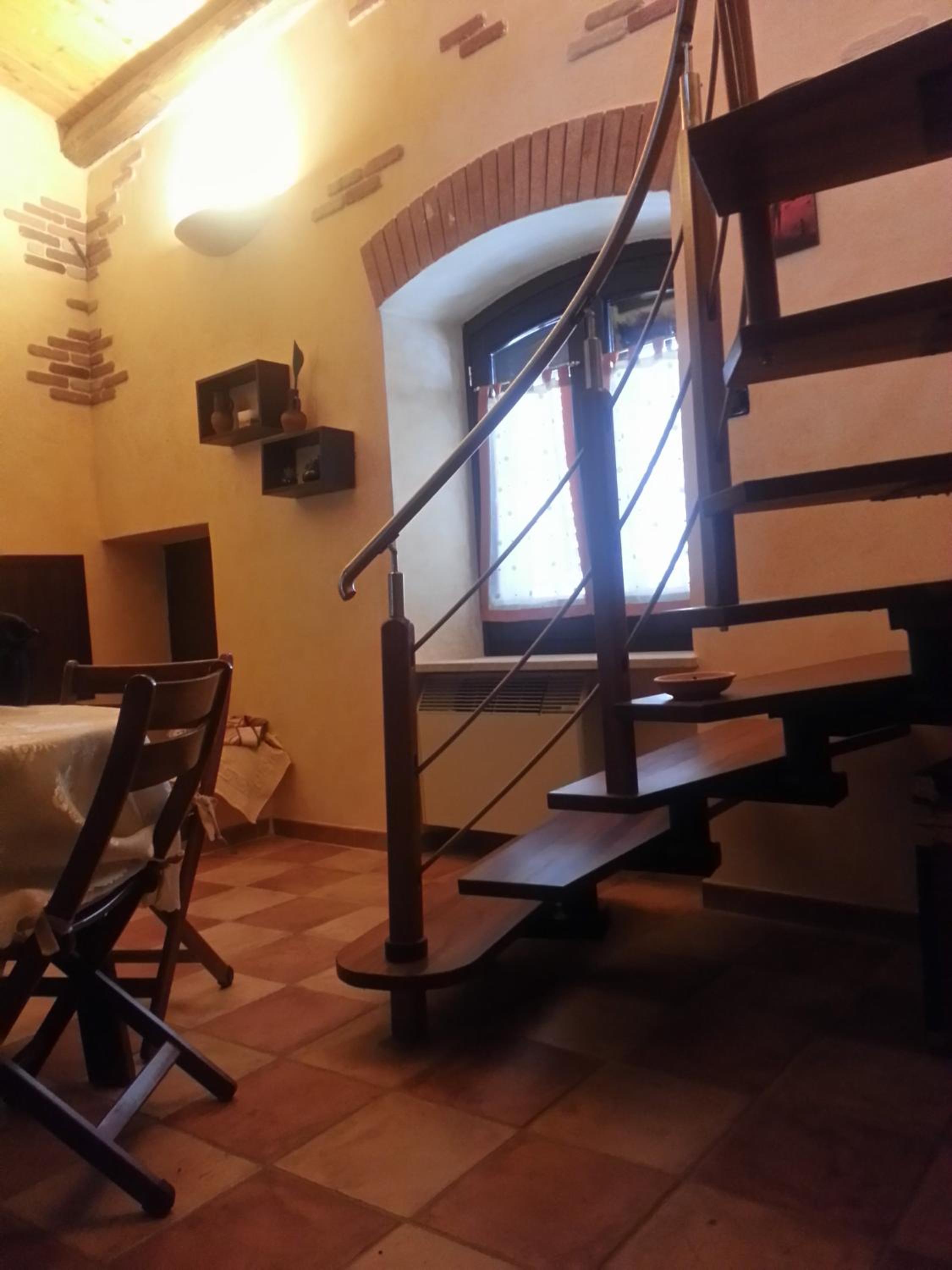 Photo 33