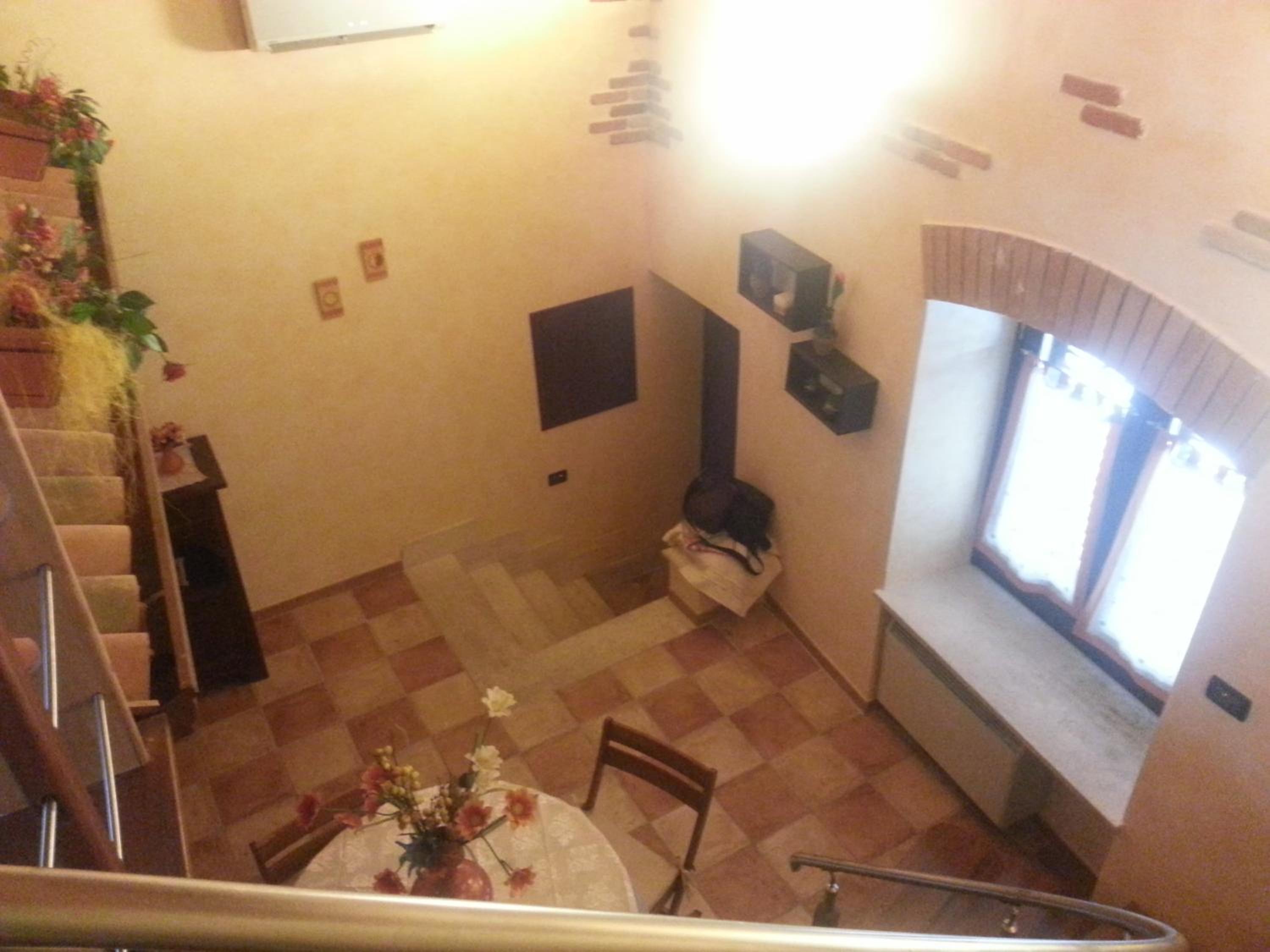 Photo 32