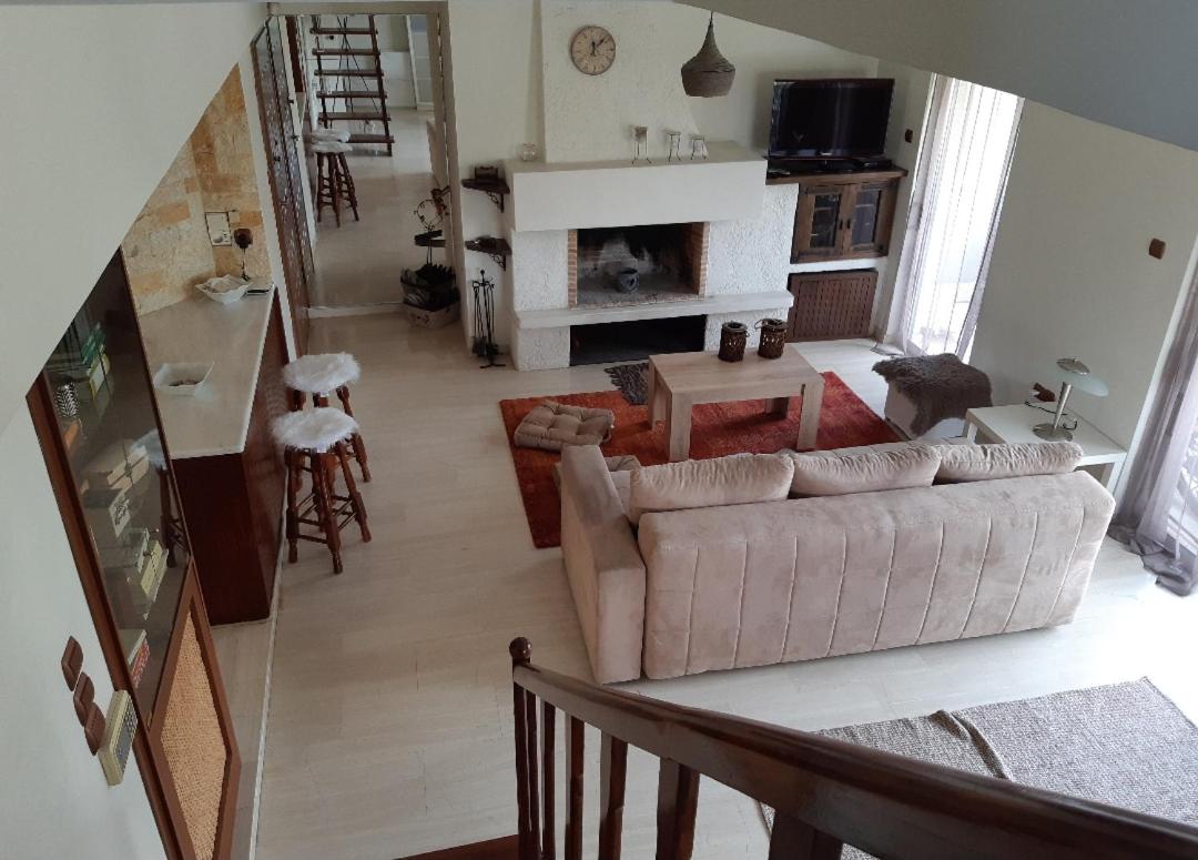 6 pax Glyfada 2floor apartment