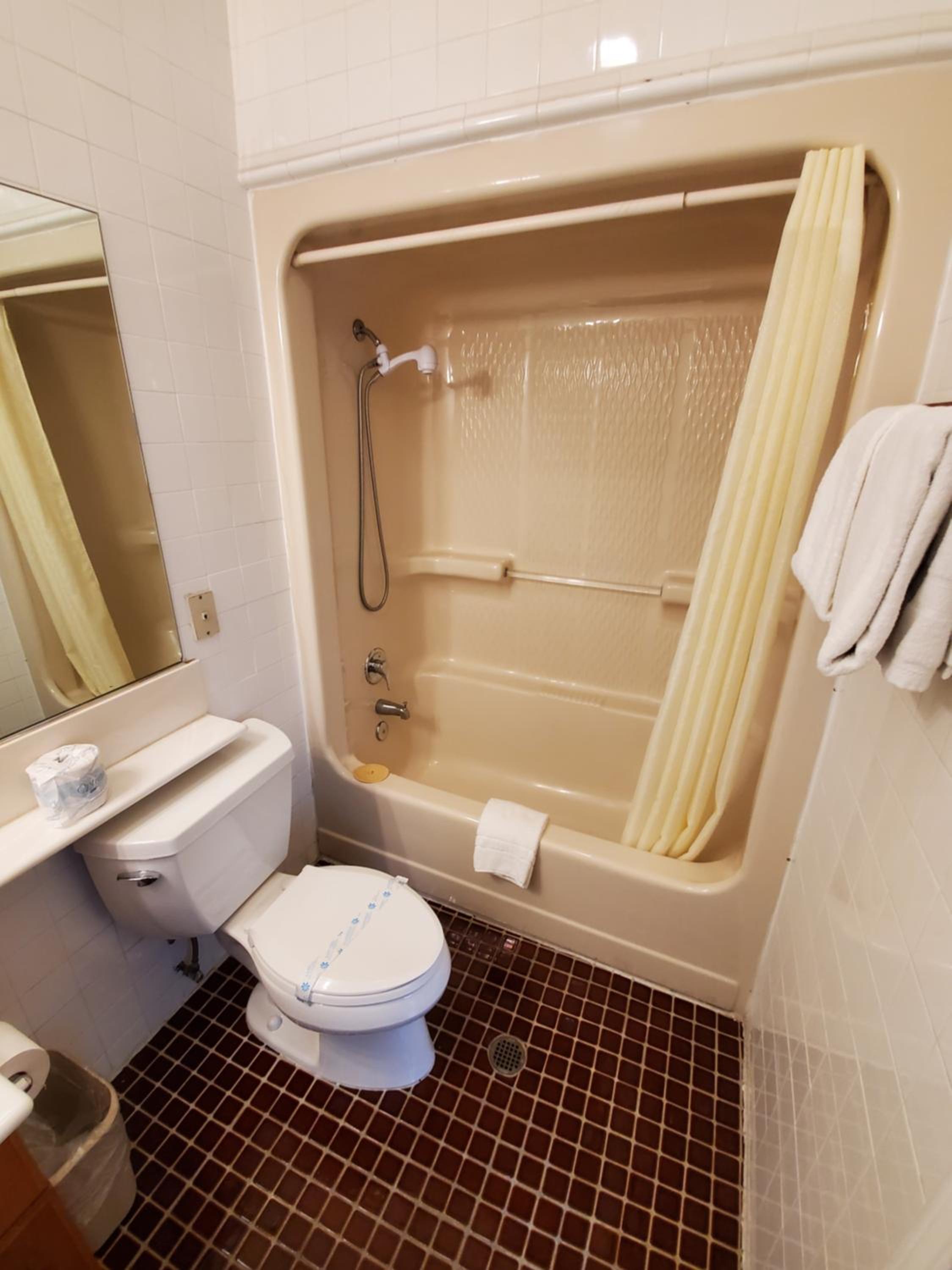 Colony Inn - North Hollywood - Hotel Near Universal Studios