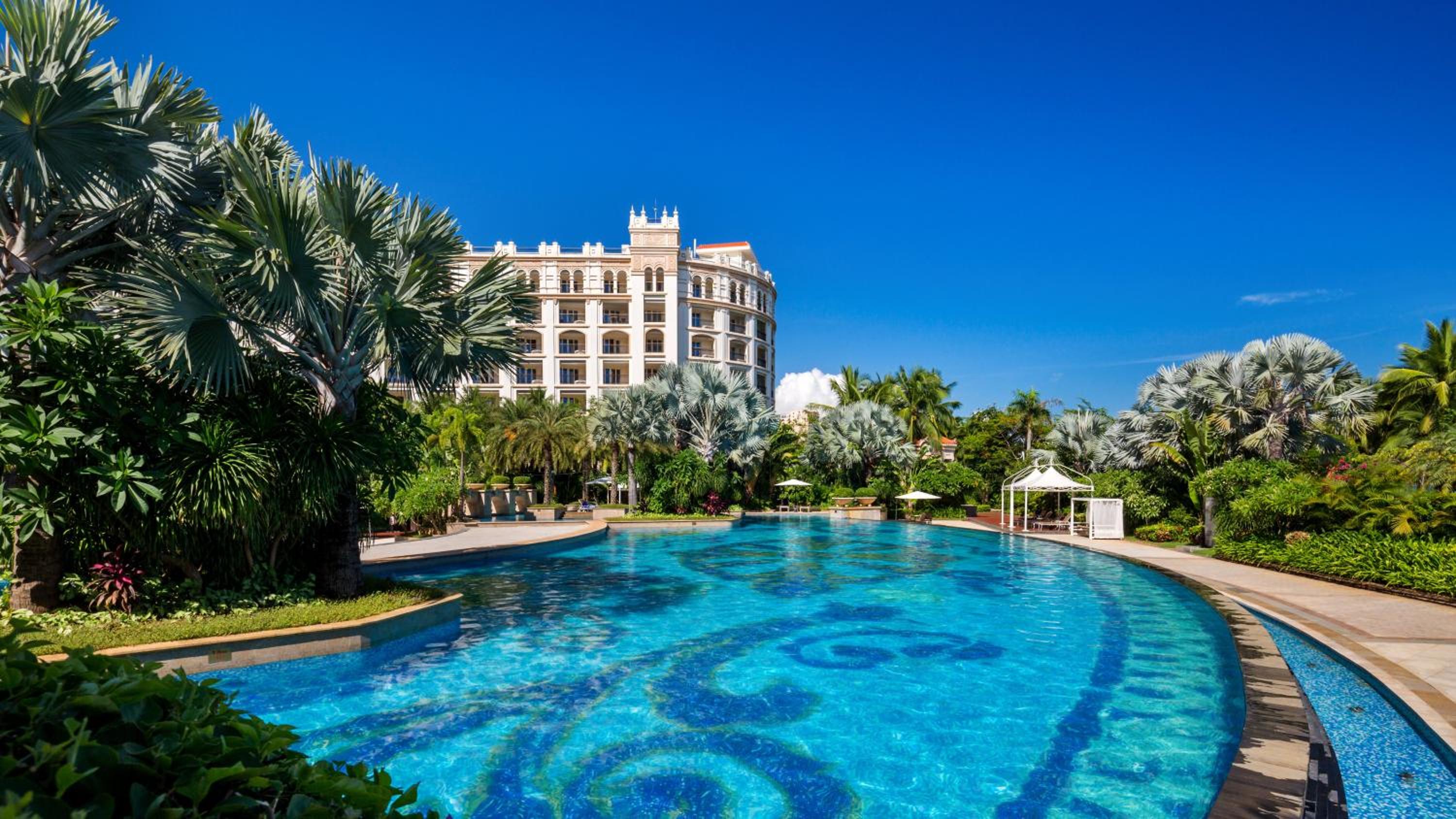 Crowne Plaza Resort Sanya Bay by IHG
