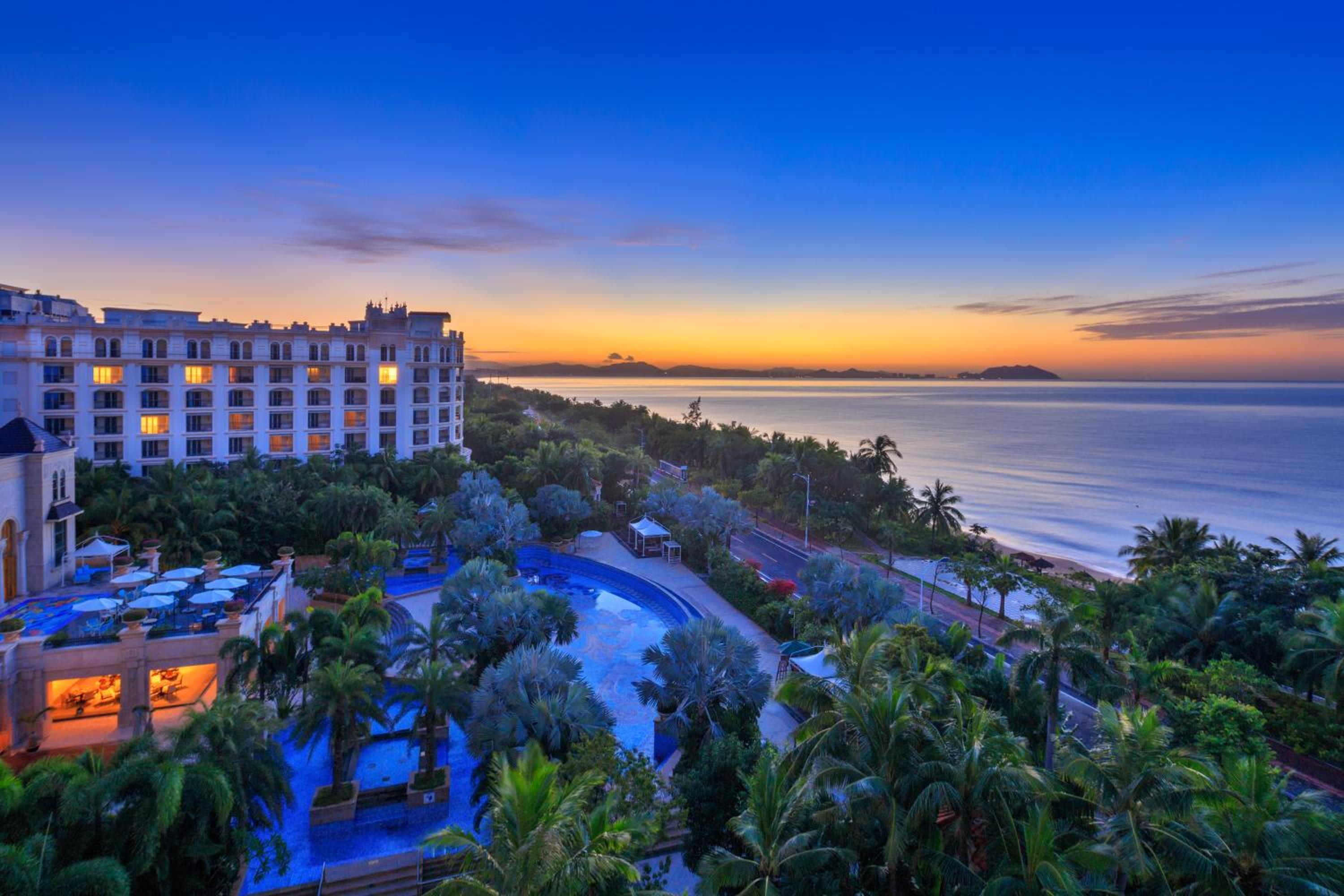 Crowne Plaza Resort Sanya Bay by IHG