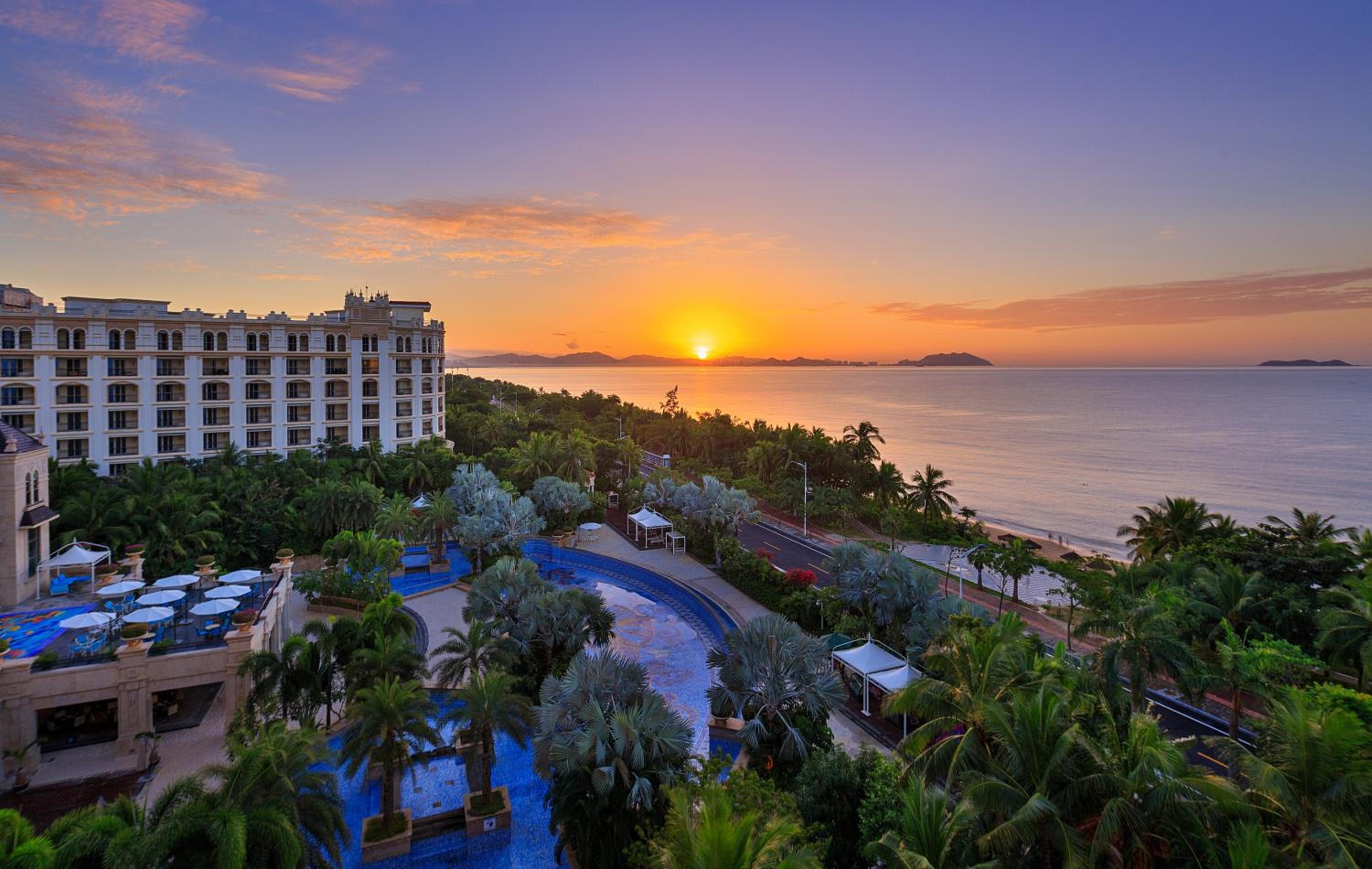 Crowne Plaza Resort Sanya Bay by IHG