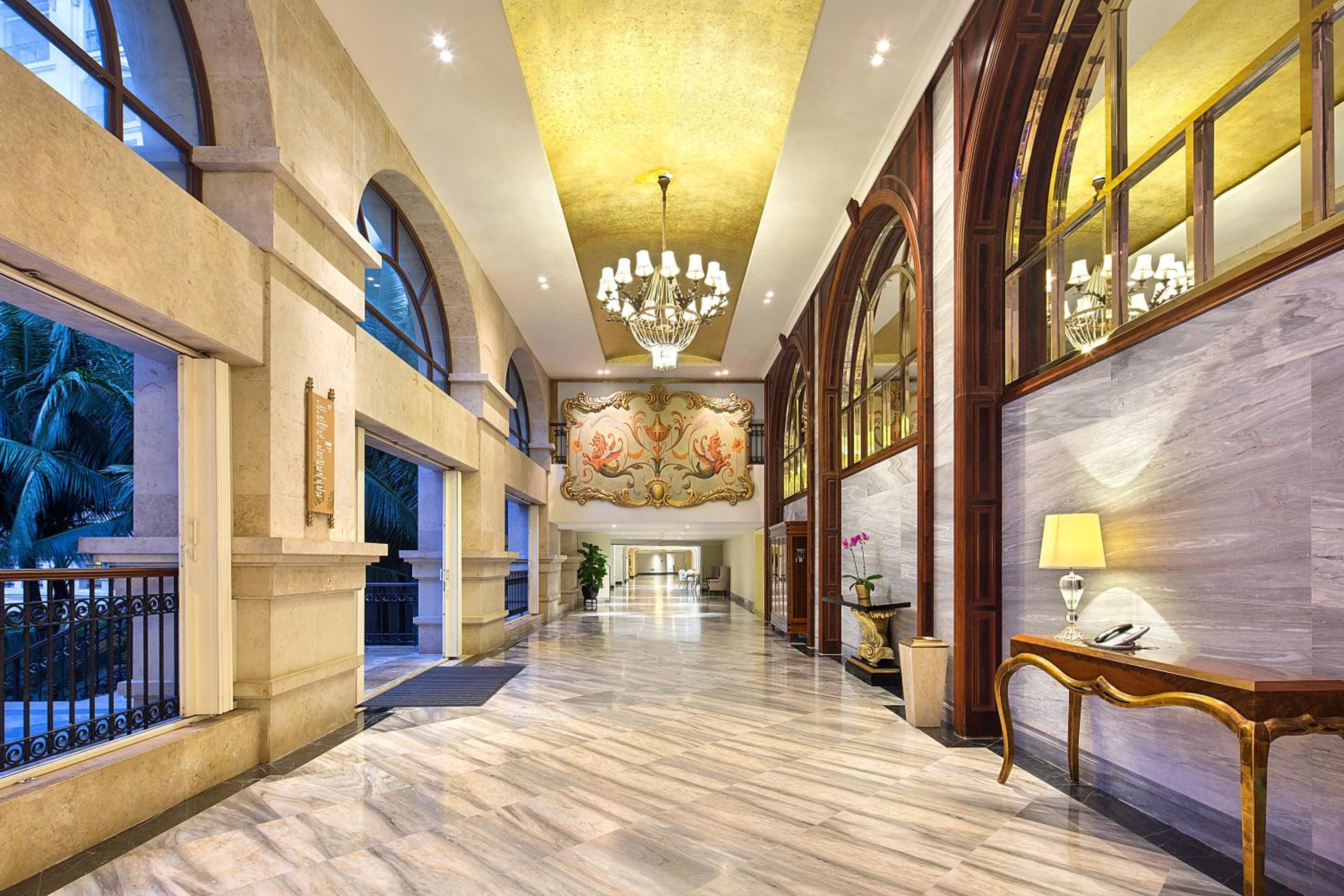 Crowne Plaza Resort Sanya Bay by IHG