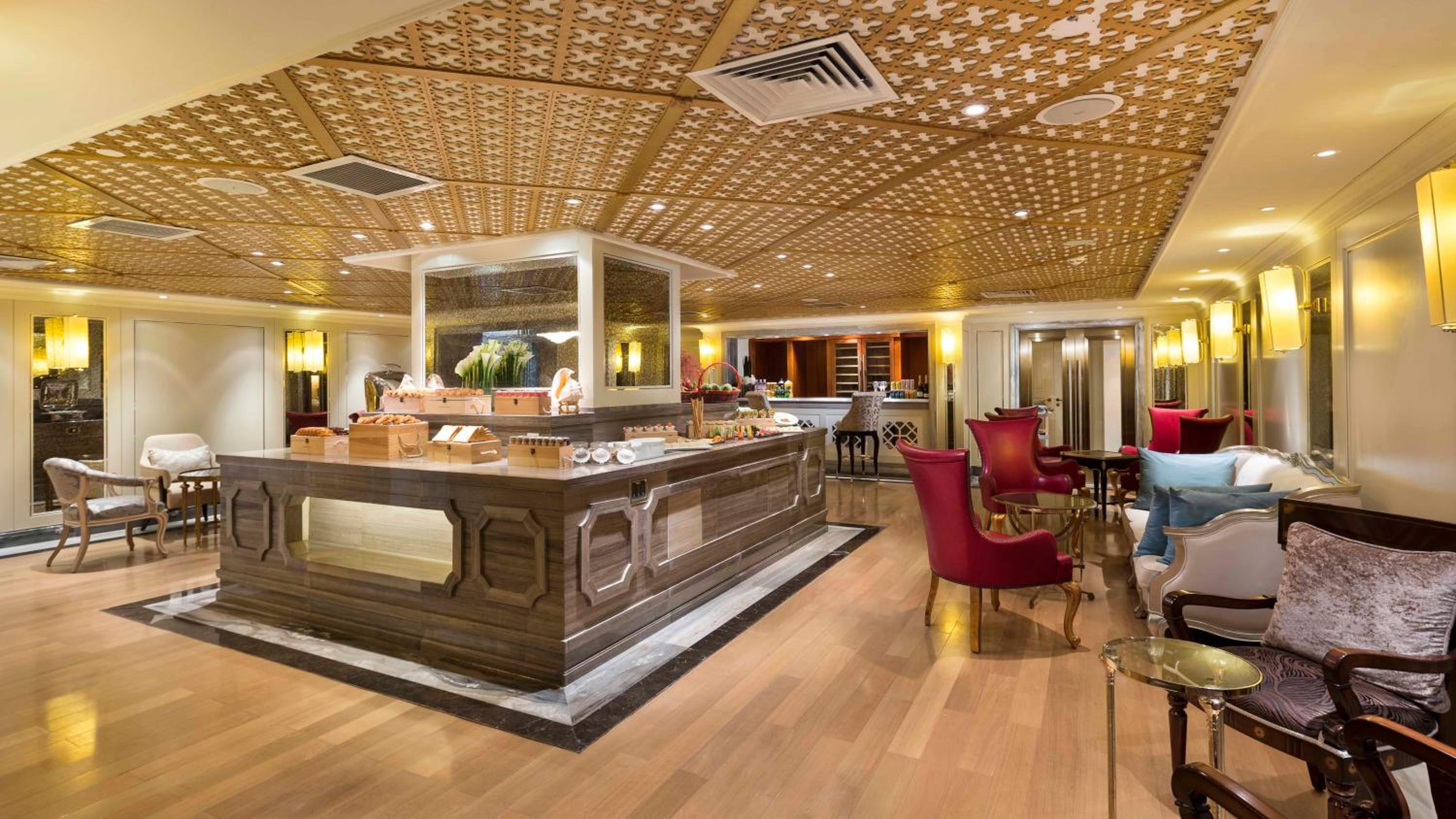 Crowne Plaza Resort Sanya Bay by IHG