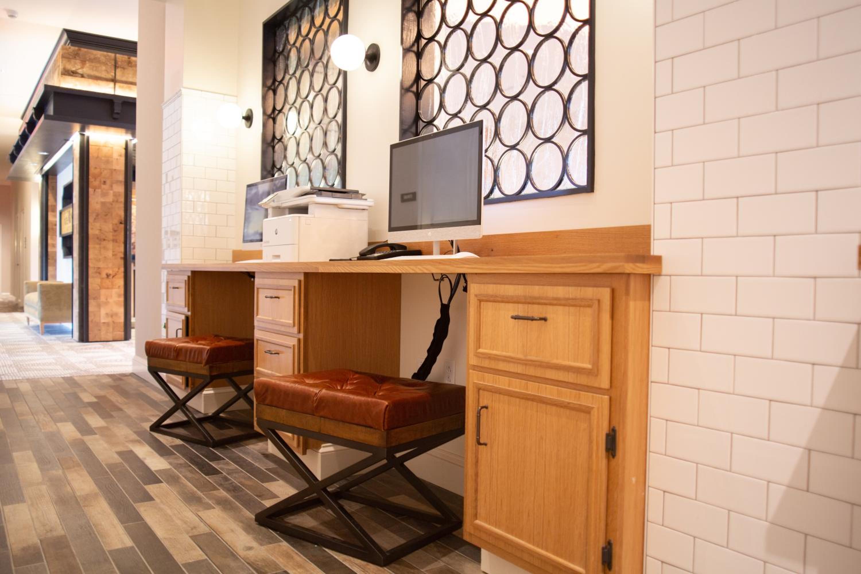 Hattiesburg Vacations - Hotel Indigo Hattiesburg, an IHG Hotel - Property Image 2