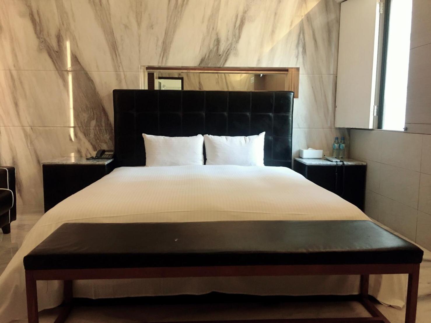 Michelle hotel