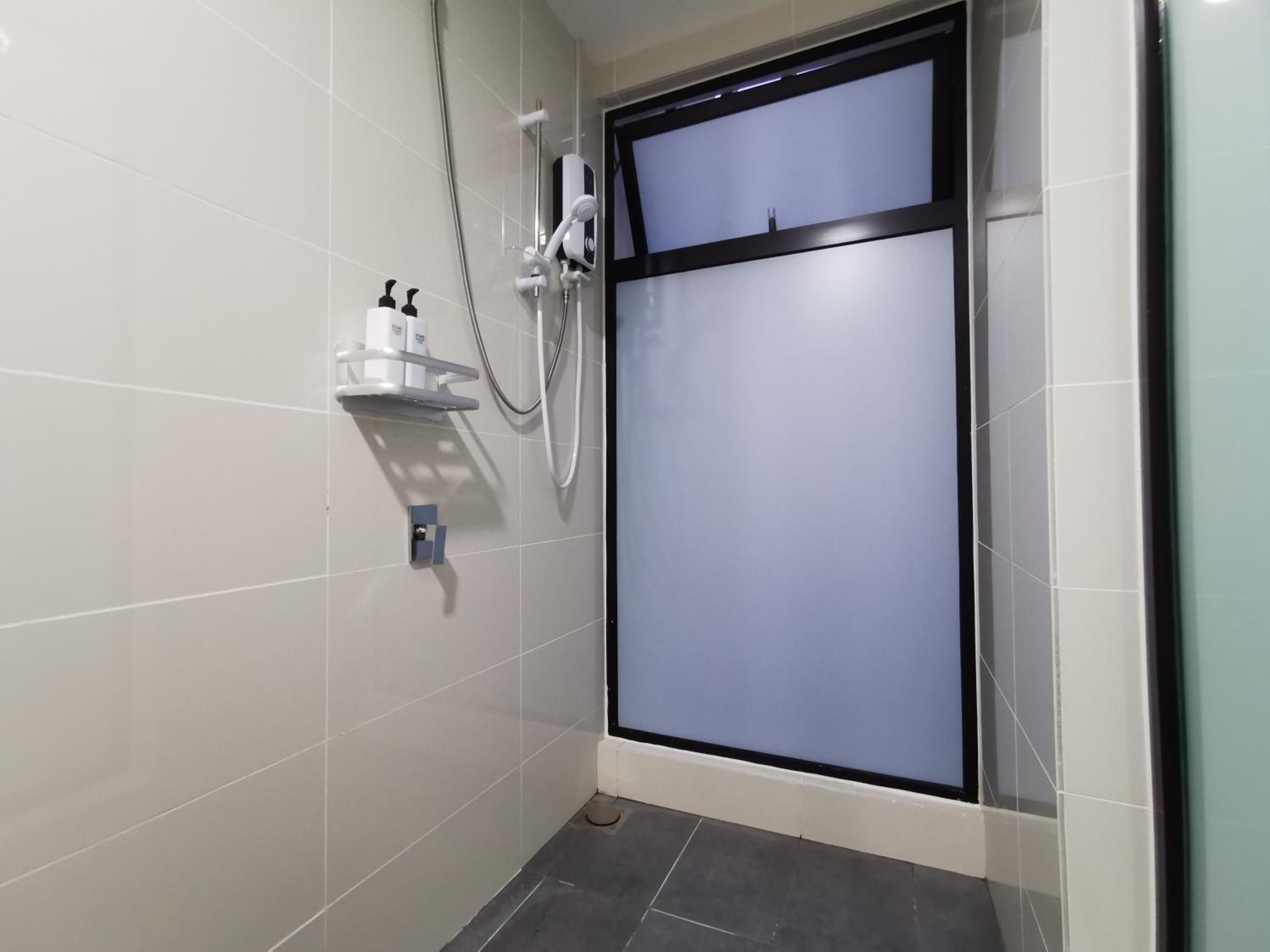 Mid Valley Southkey Mosaic Cozy Suite at Johor Bahru