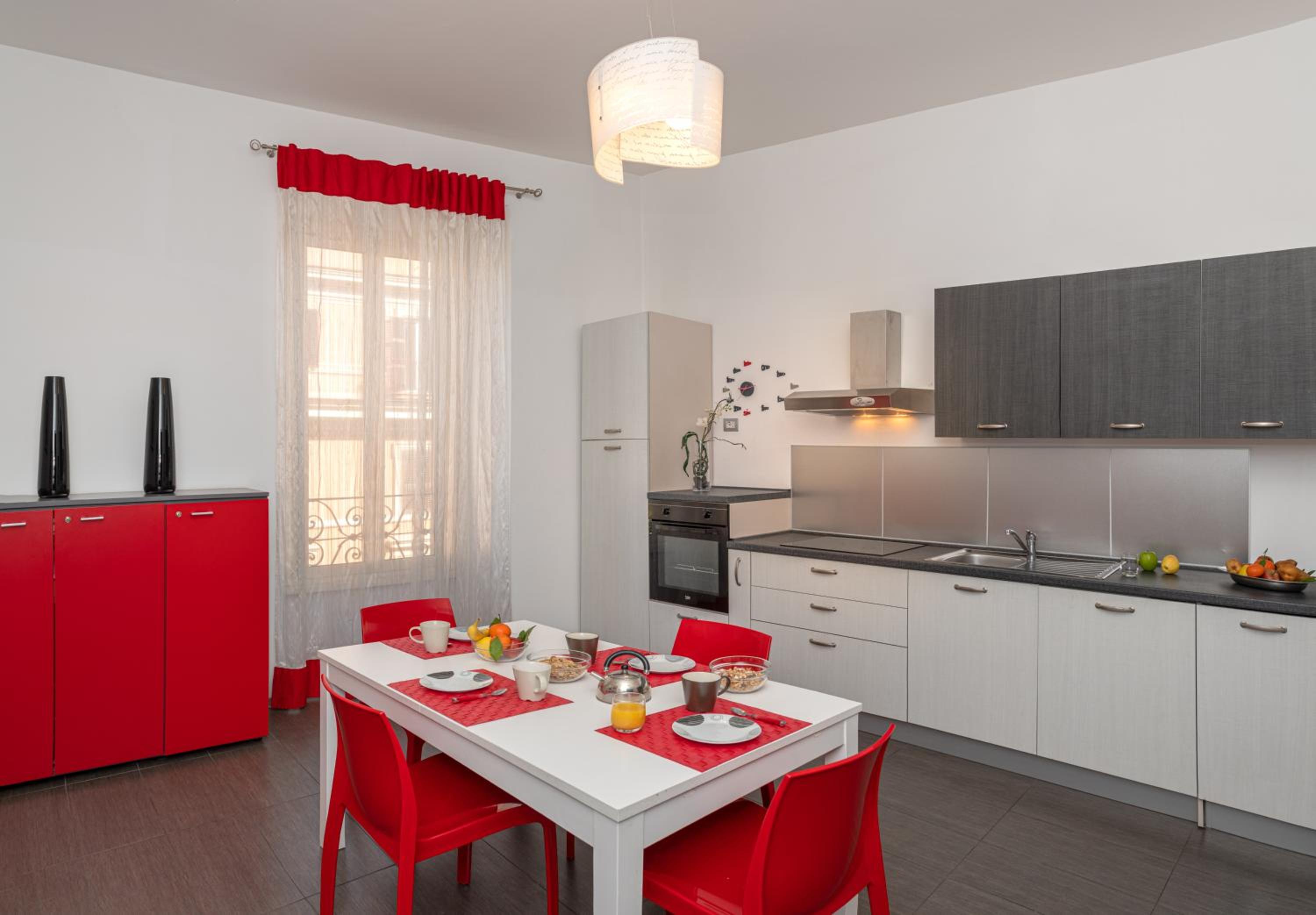 Suite Deal