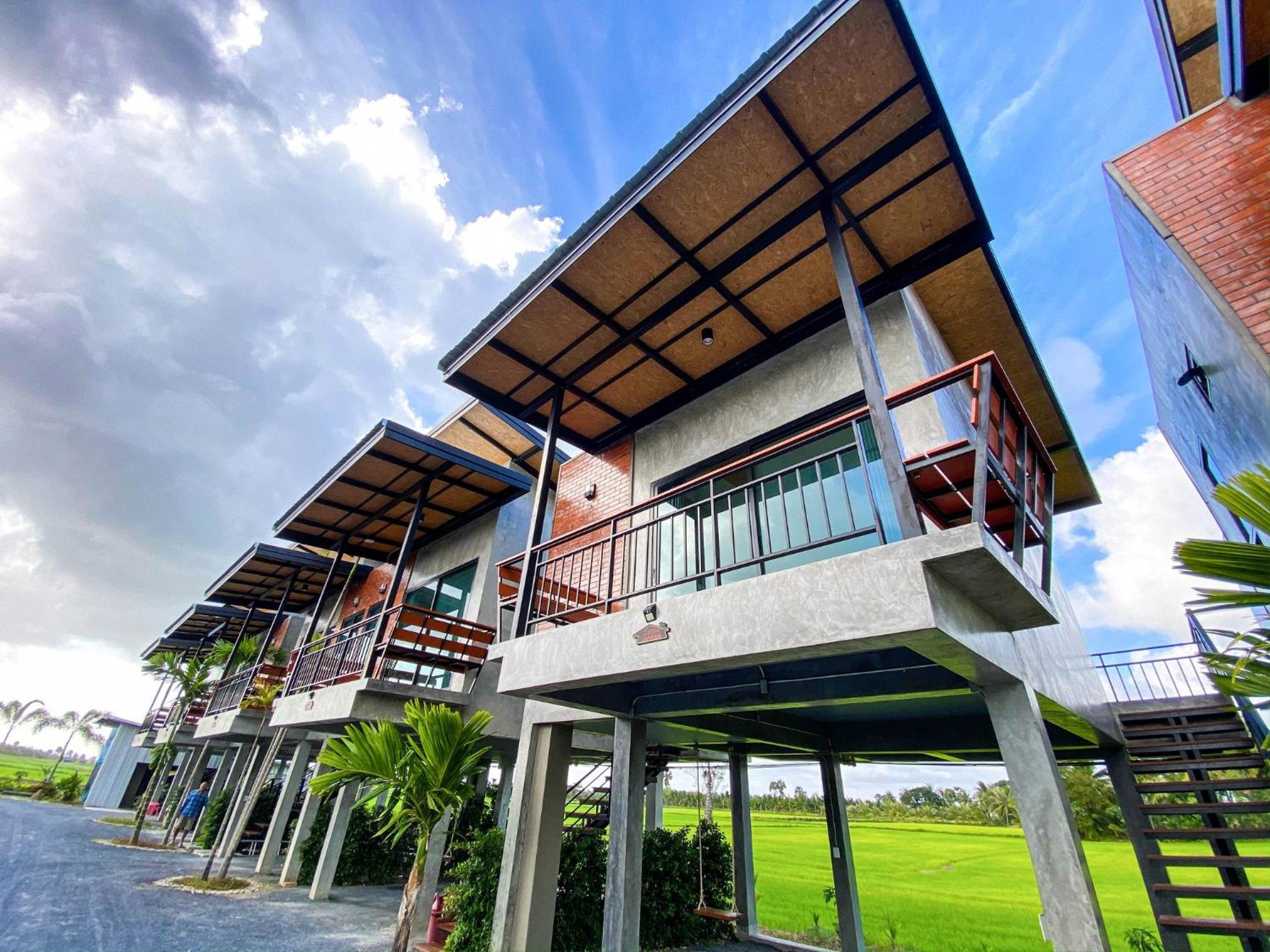 Idin Klinna @Huapa view 2