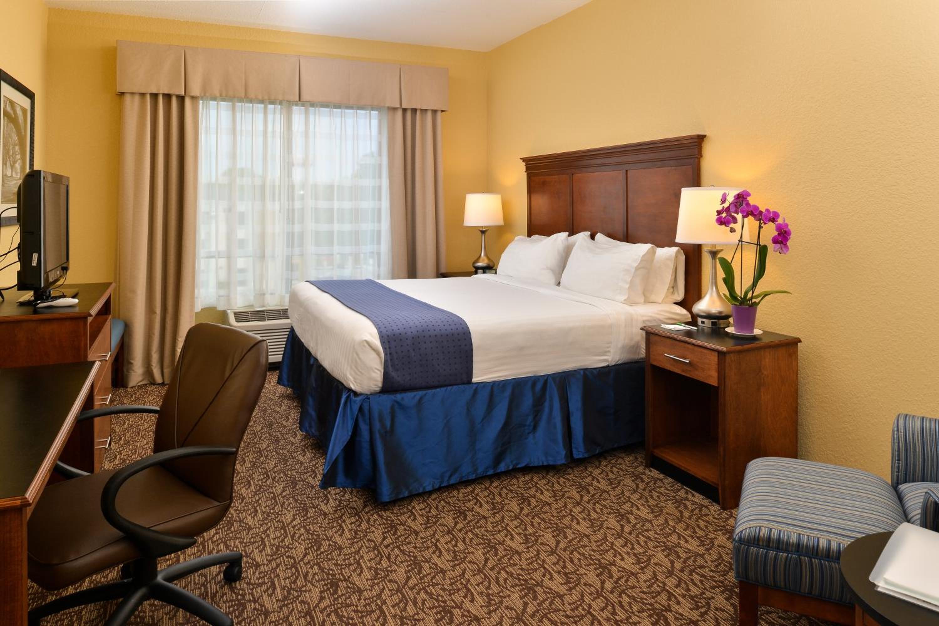Holiday Inn Montgomery South Airport, an IHG Hotel - Property Image 22
