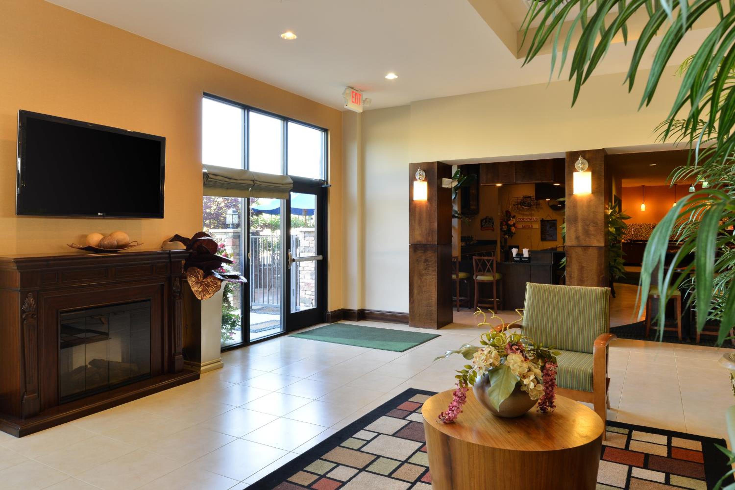 Holiday Inn Montgomery South Airport, an IHG Hotel - Property Image 1