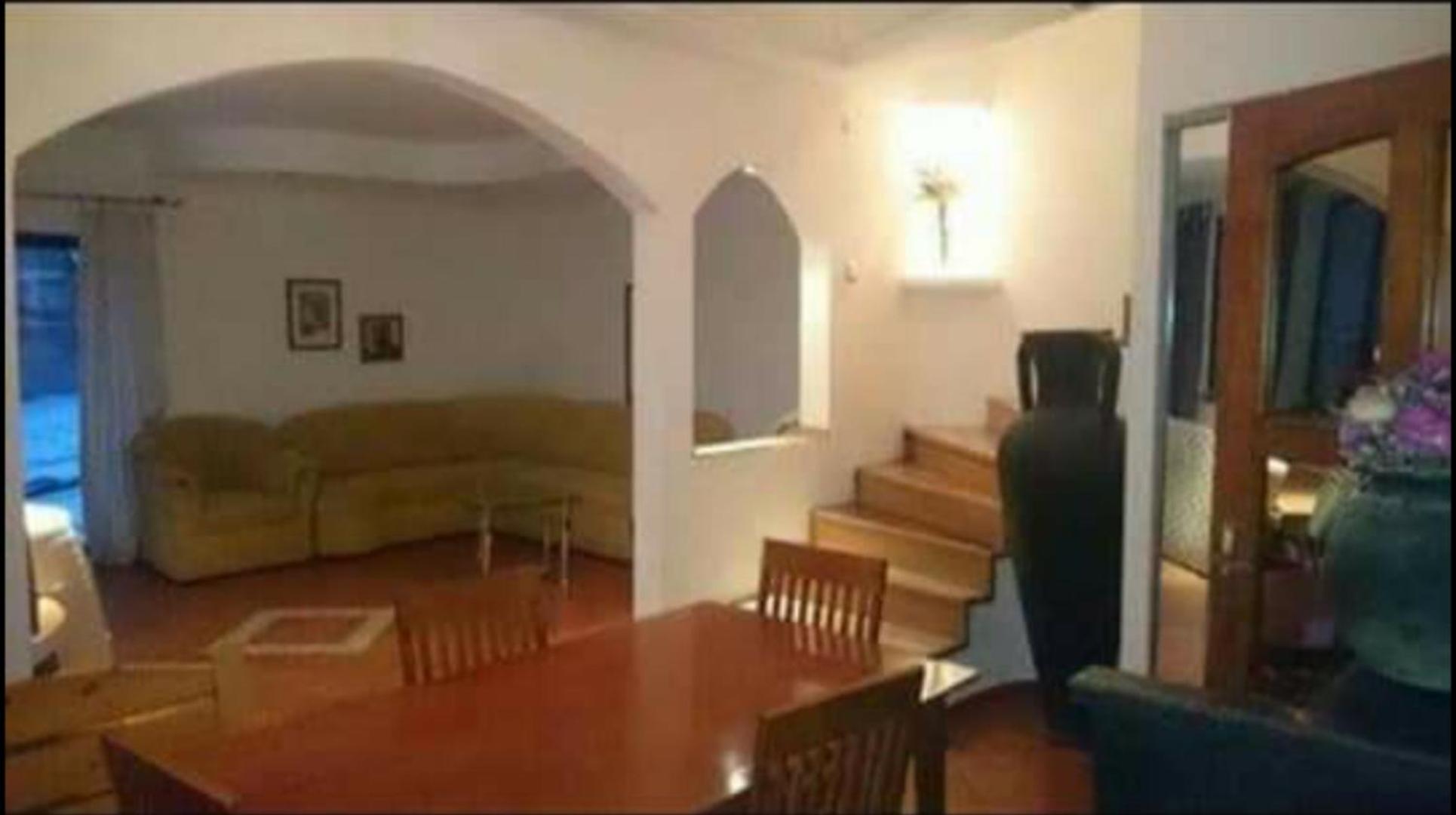 Rooms in the apartment-center view 2