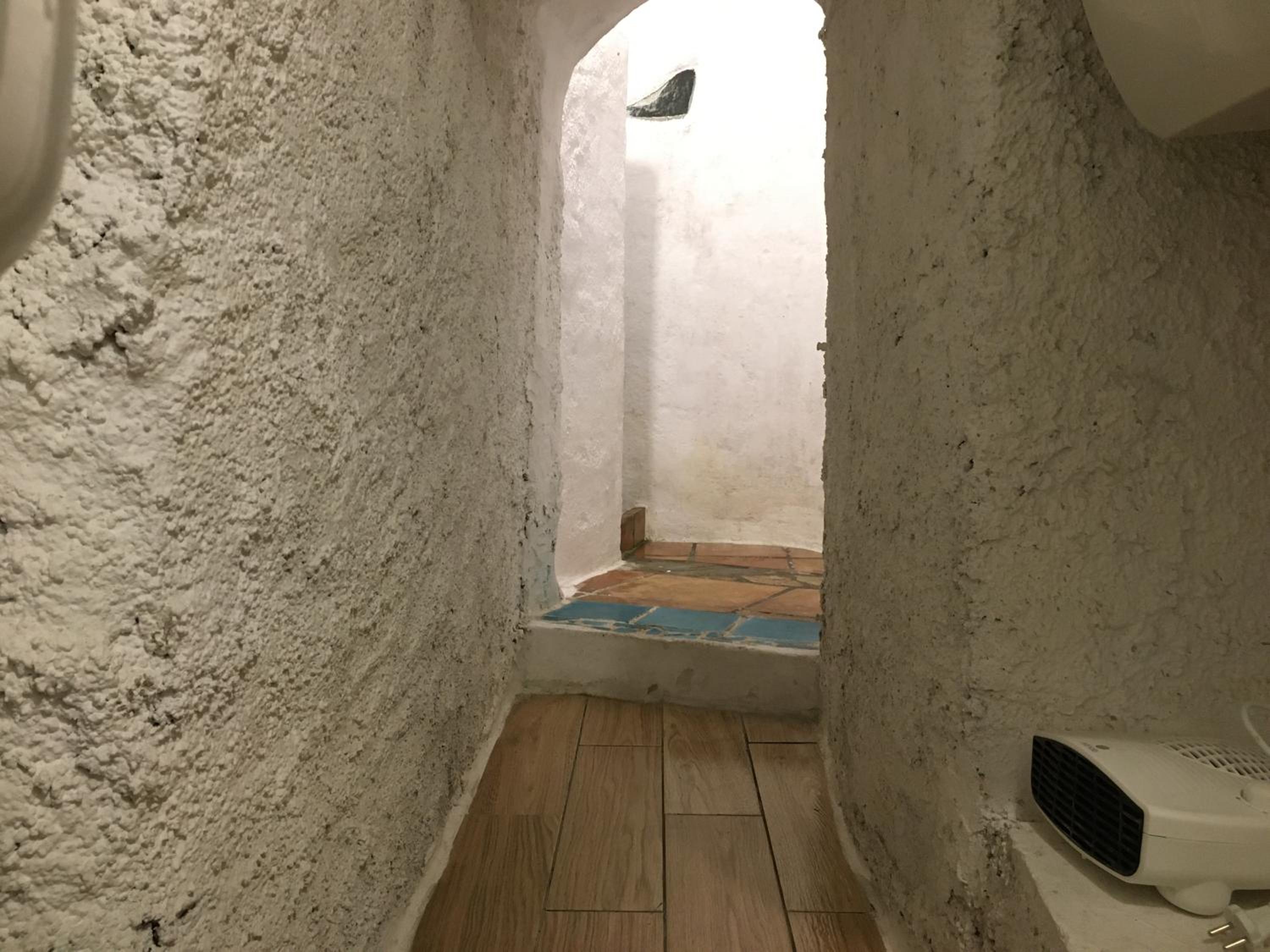 Photo 28