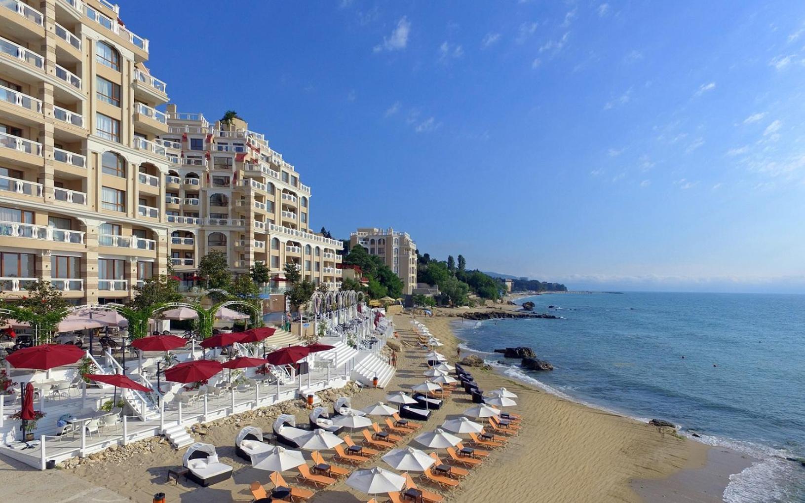 La Mer Penthouse