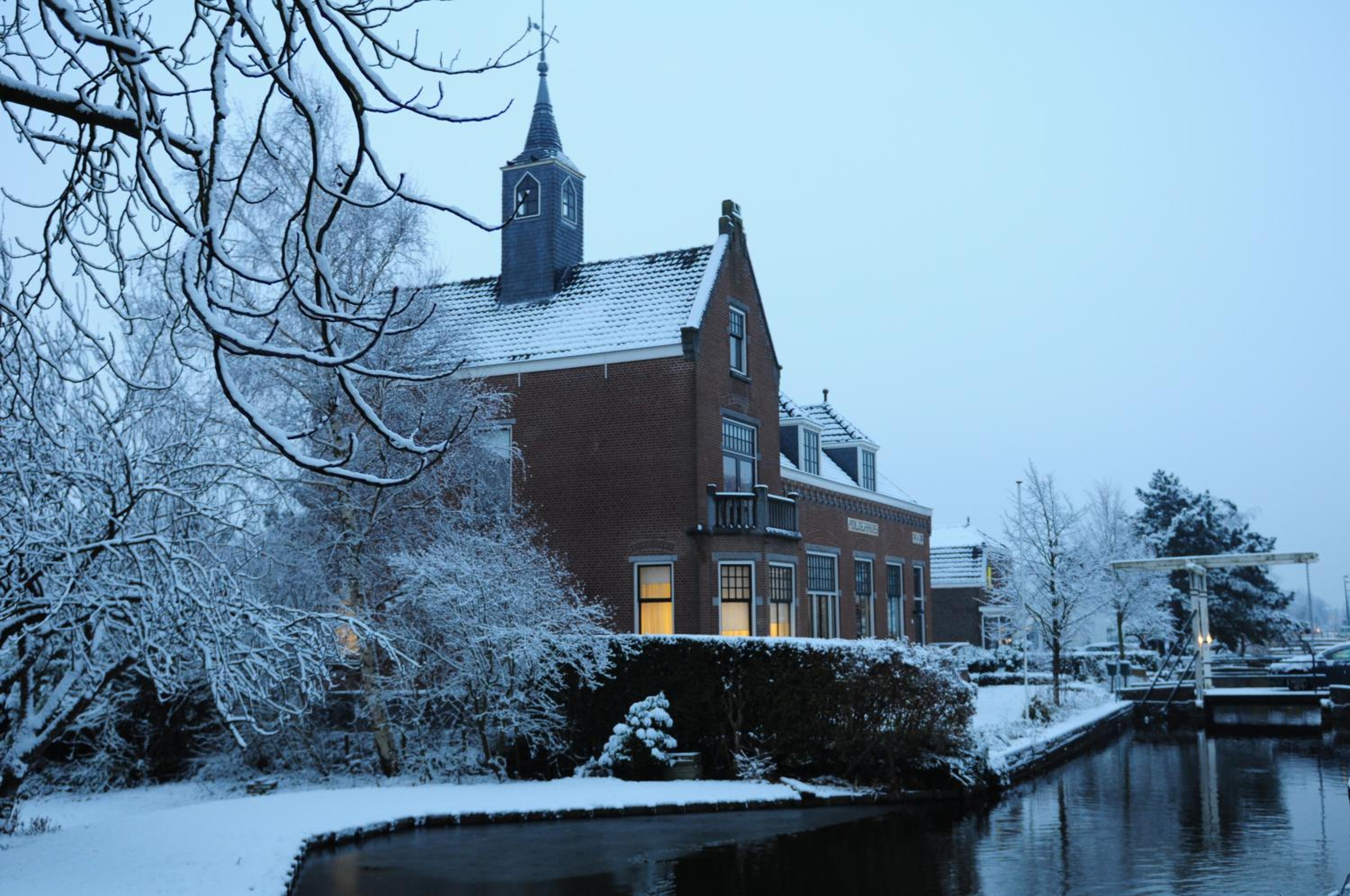 Photo 48