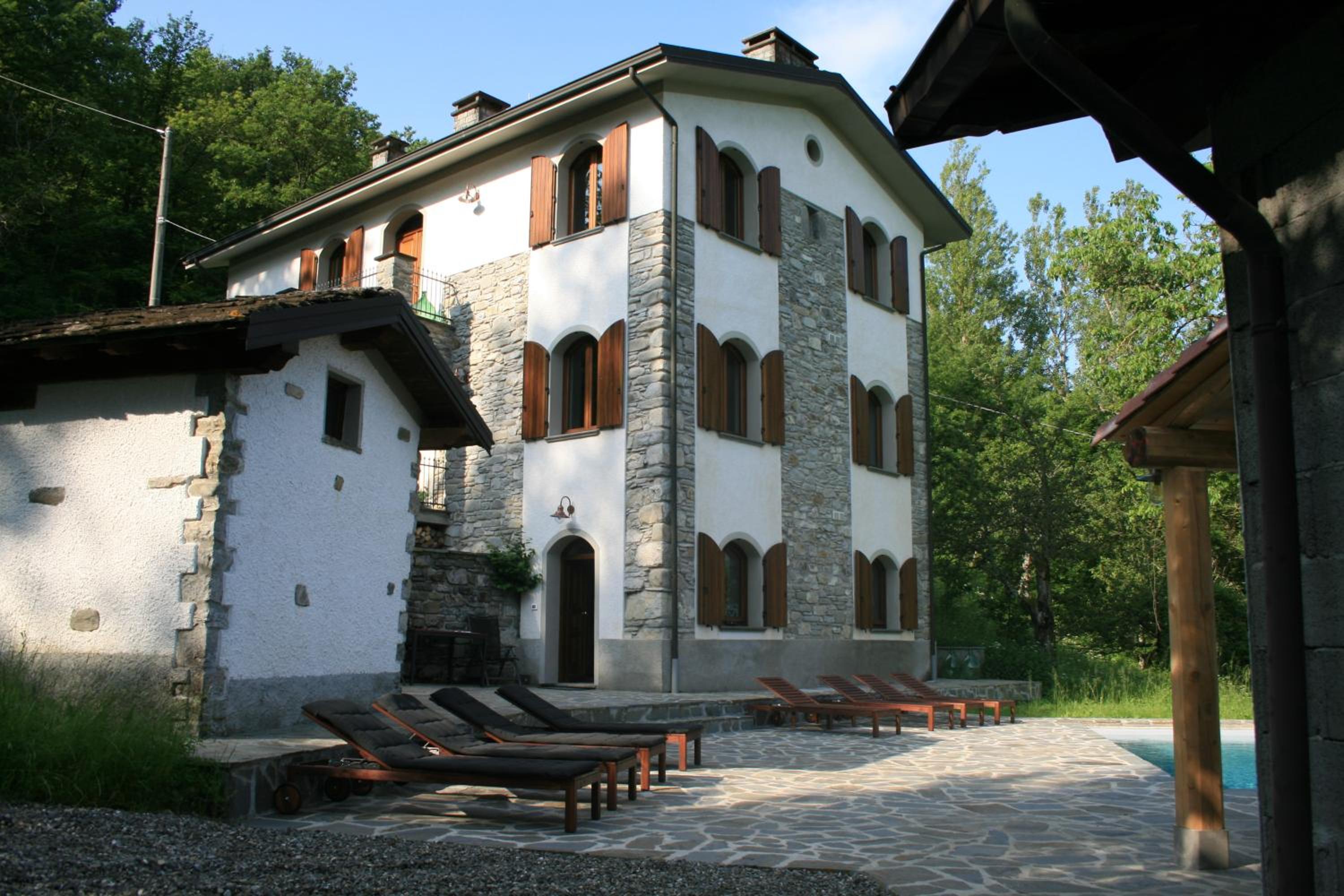 Photo 9