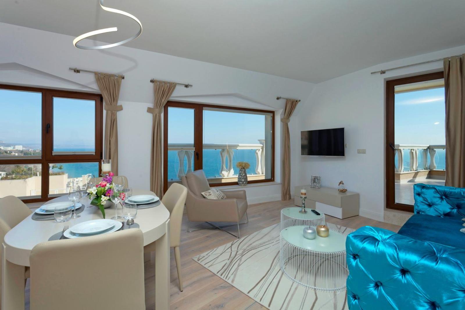 La Mer Penthouse