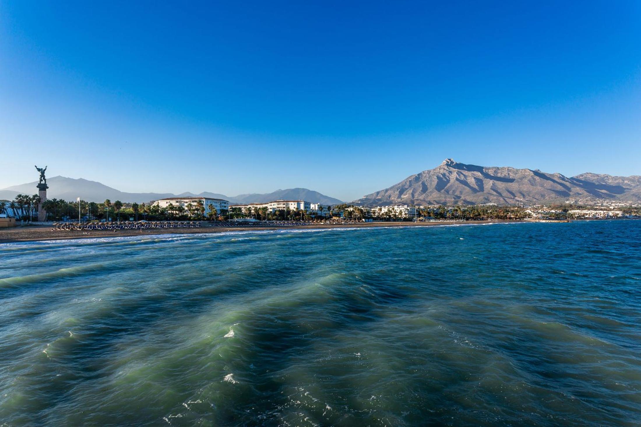 by RIVA - Fantastic 1Bed Apt in Medina Garden of Puerto Banus view 5