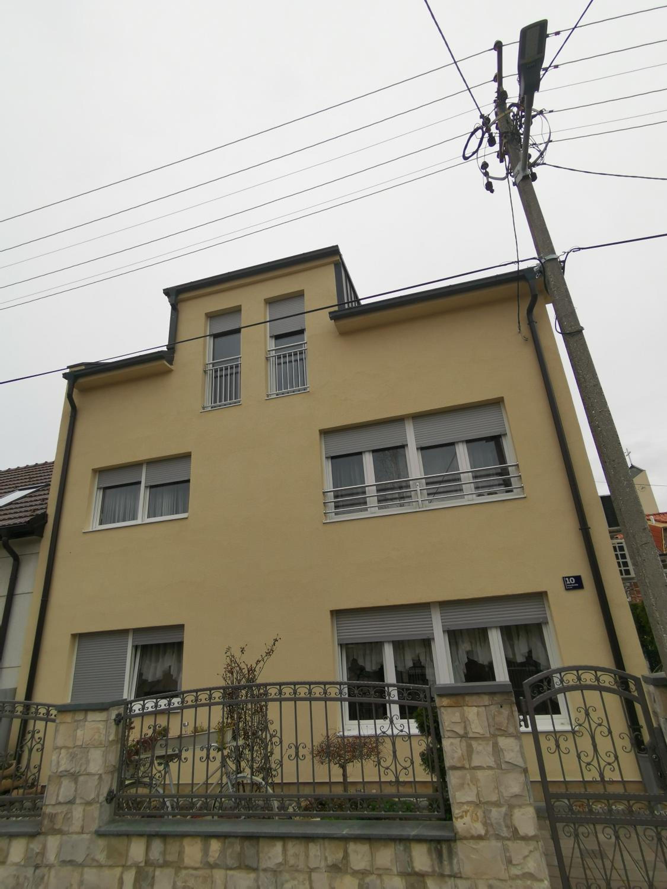 Apartman Fenjer view 2