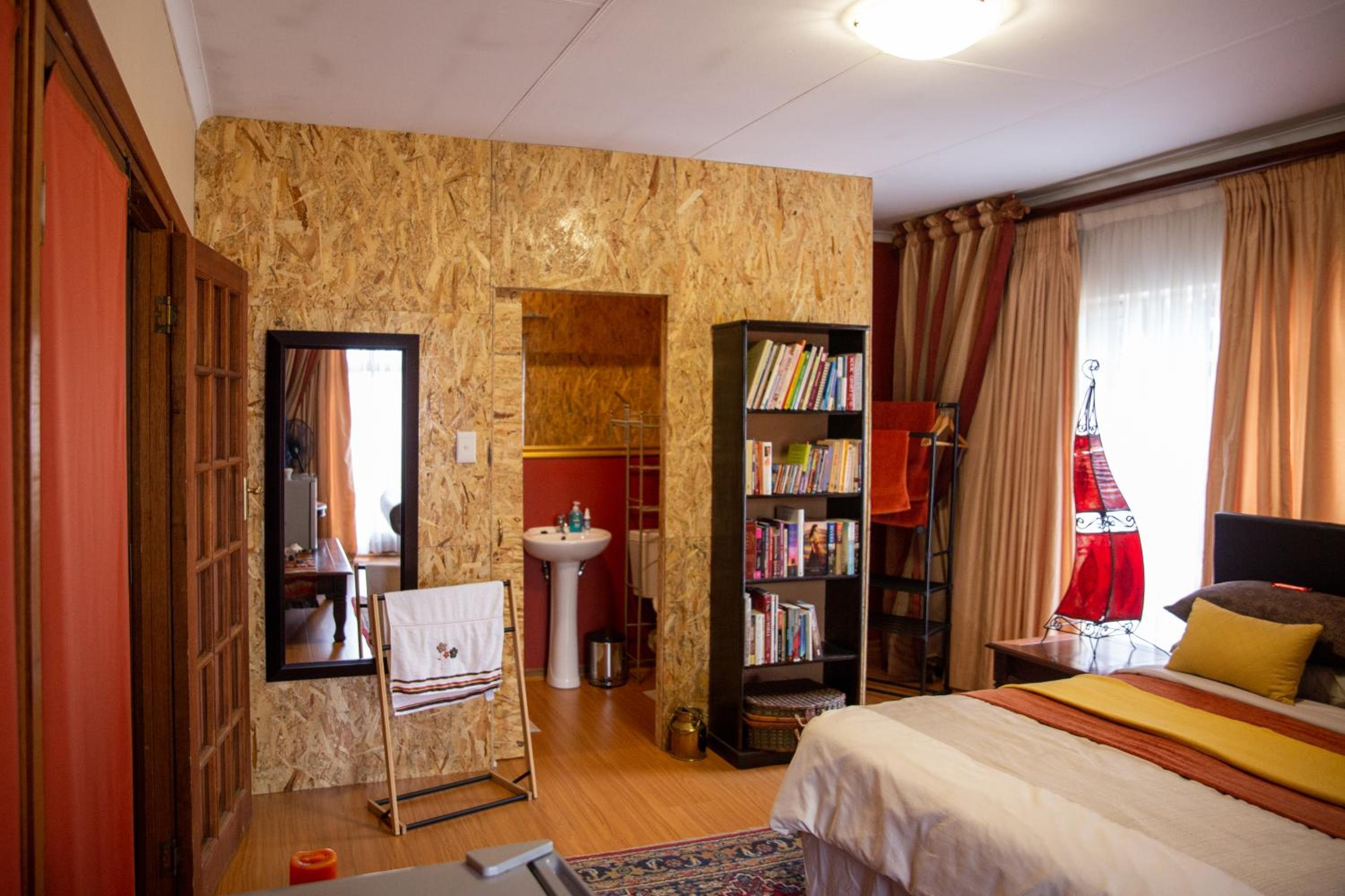 Photo 9