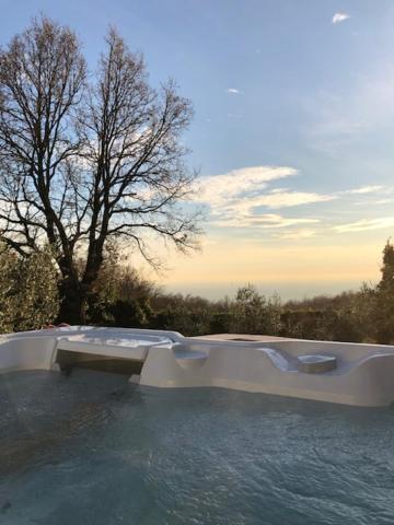 Verona Vacations - BB Romy Rocker - Property Image 45