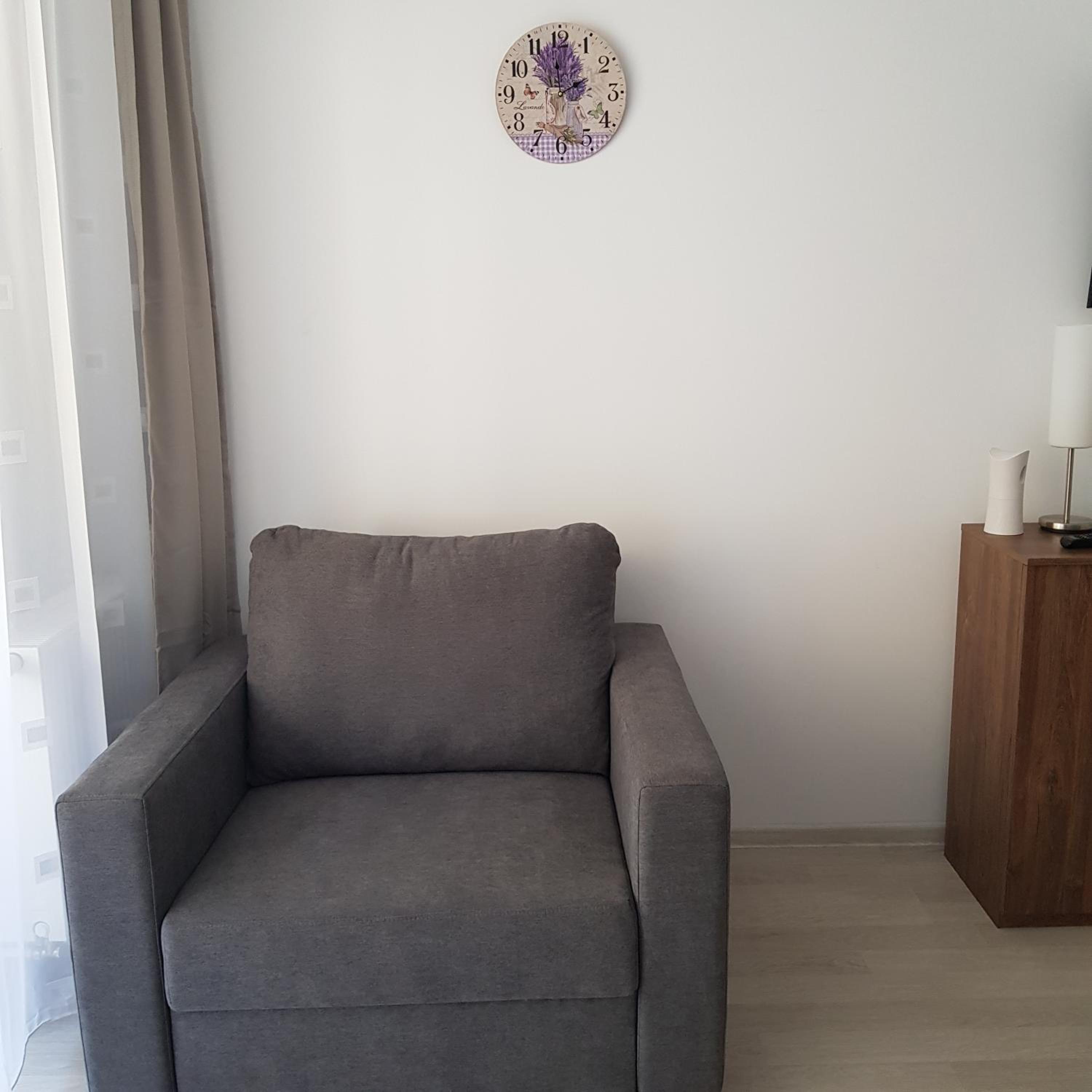 Photo 33