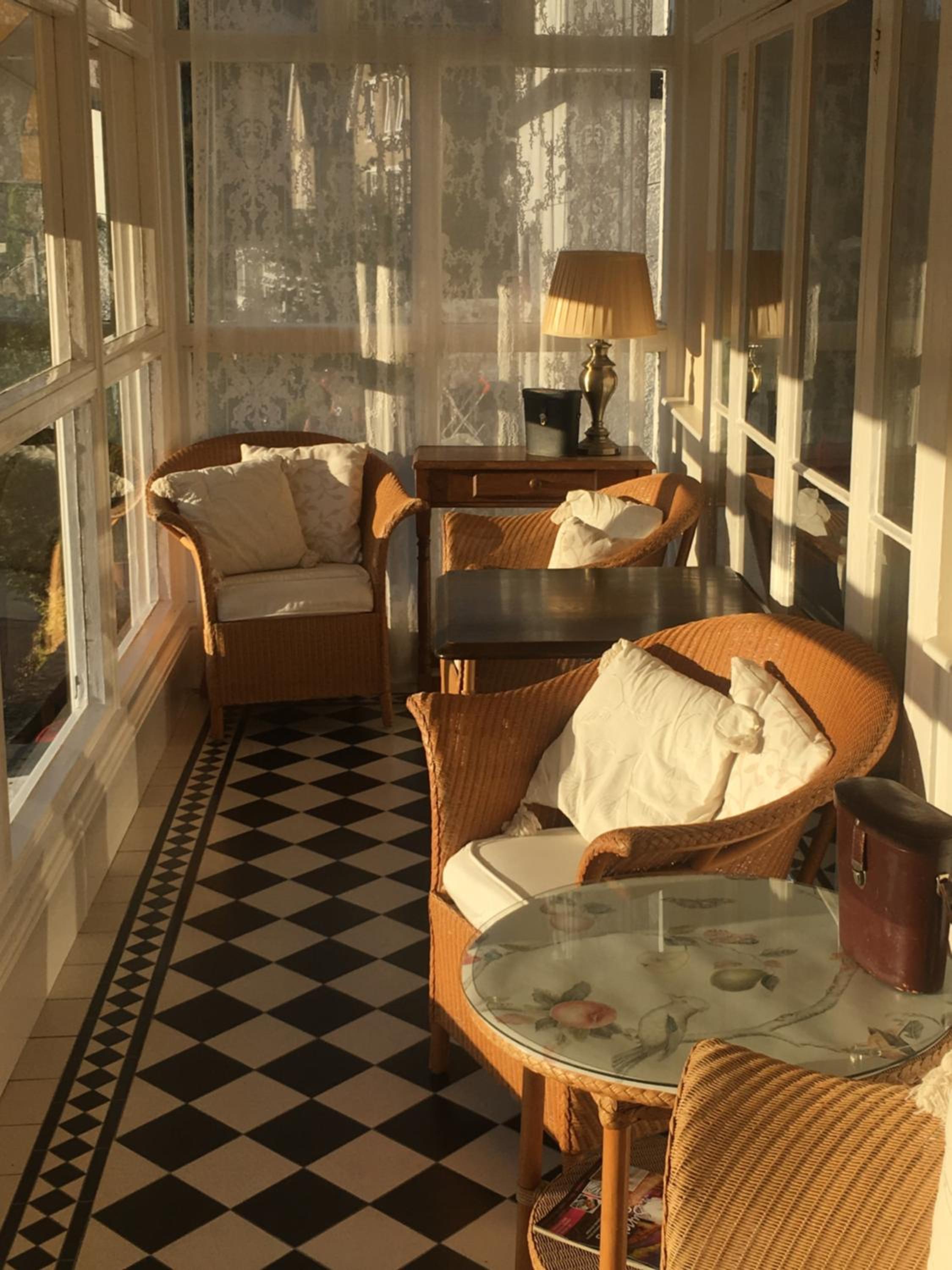Dolphin Guest House