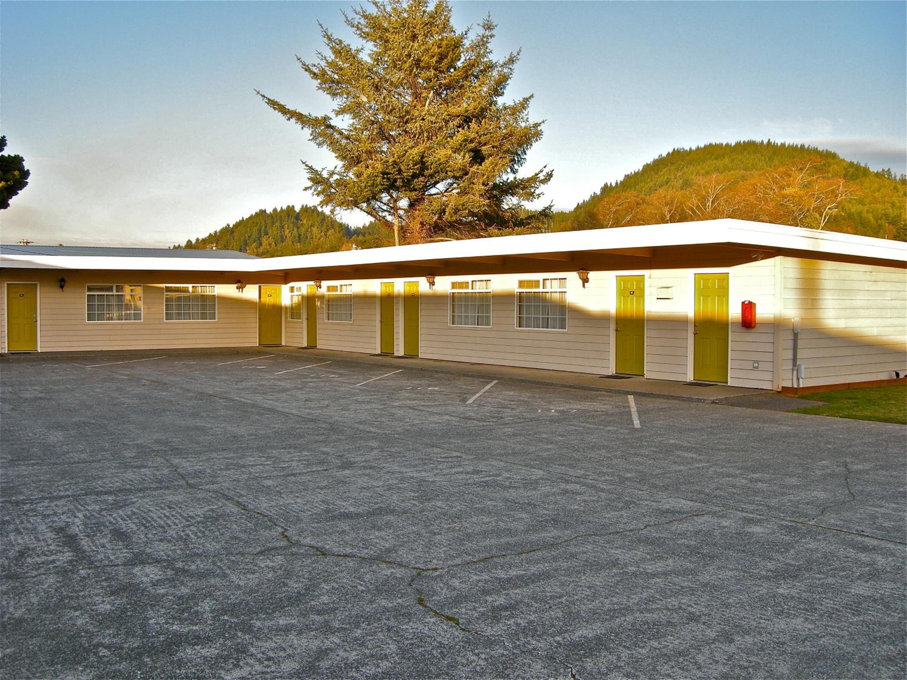 Azalea Lodge