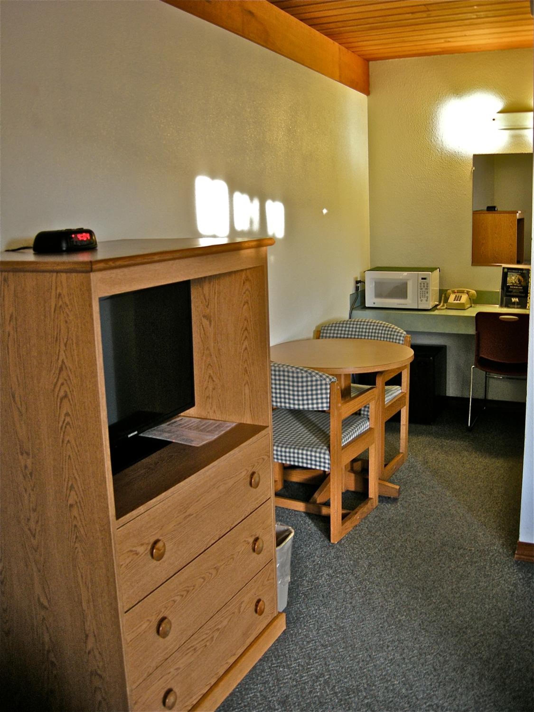 Azalea Lodge