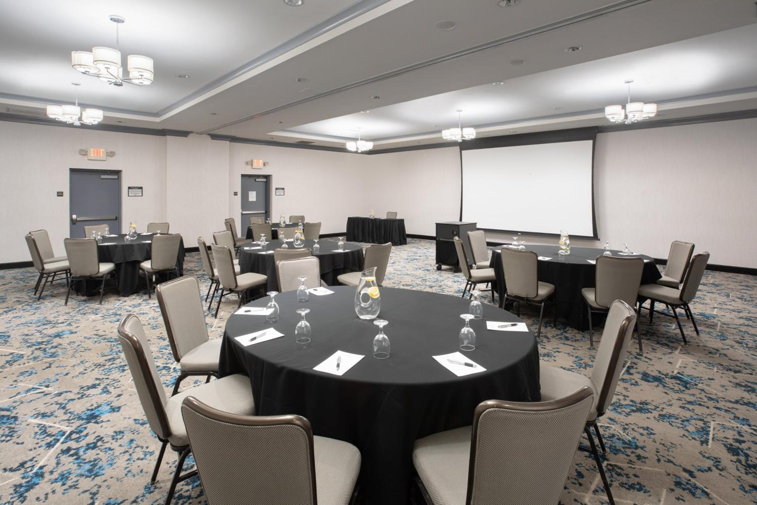 Crowne Plaza Costa Mesa Orange County, an IHG Hotel - Property Image 38
