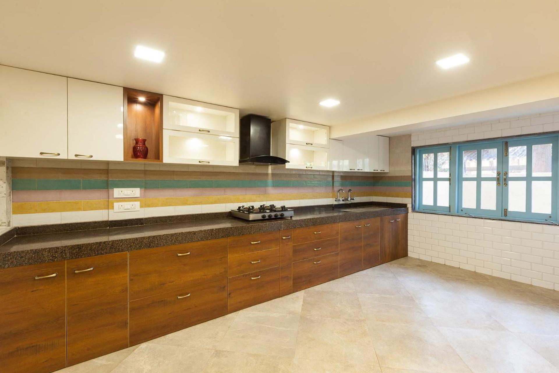 Antilia Villa - Luxurious-AC-Swimming pool