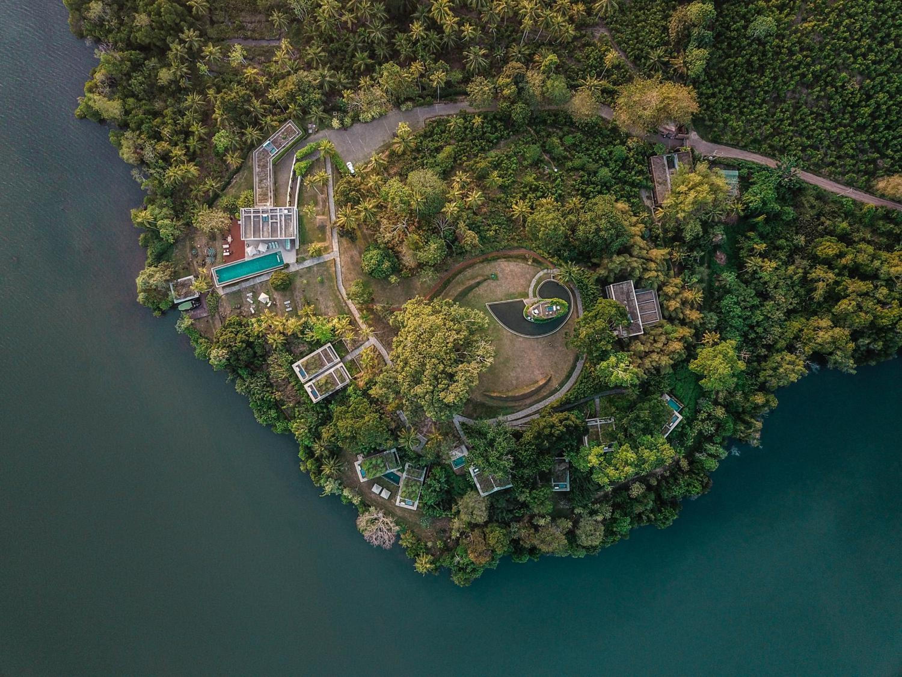 Hotel Tri by Amaya - Image 1