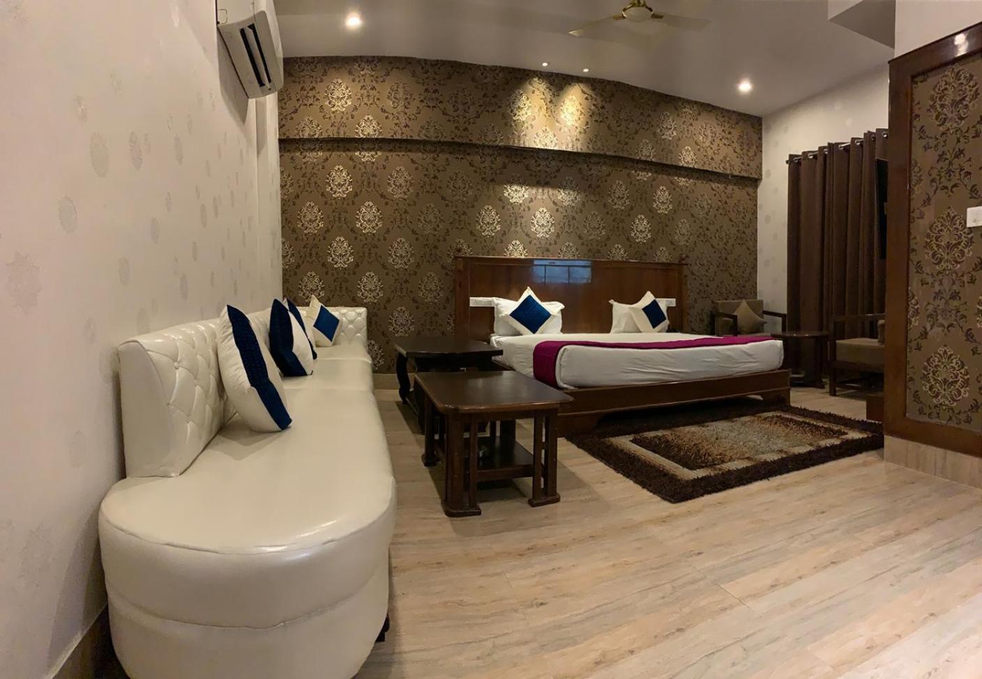 Hotel Gopinath The Grand view 5