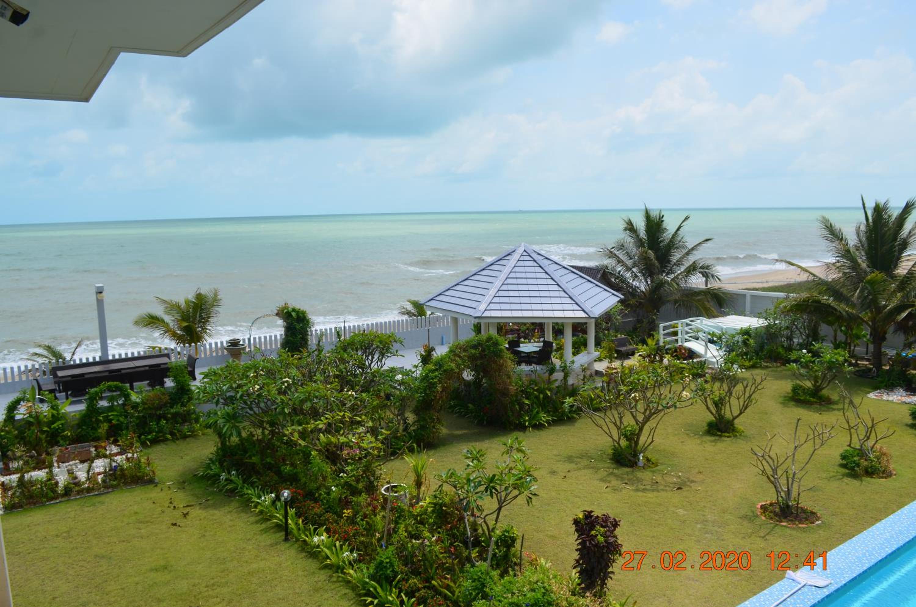 Photo 15