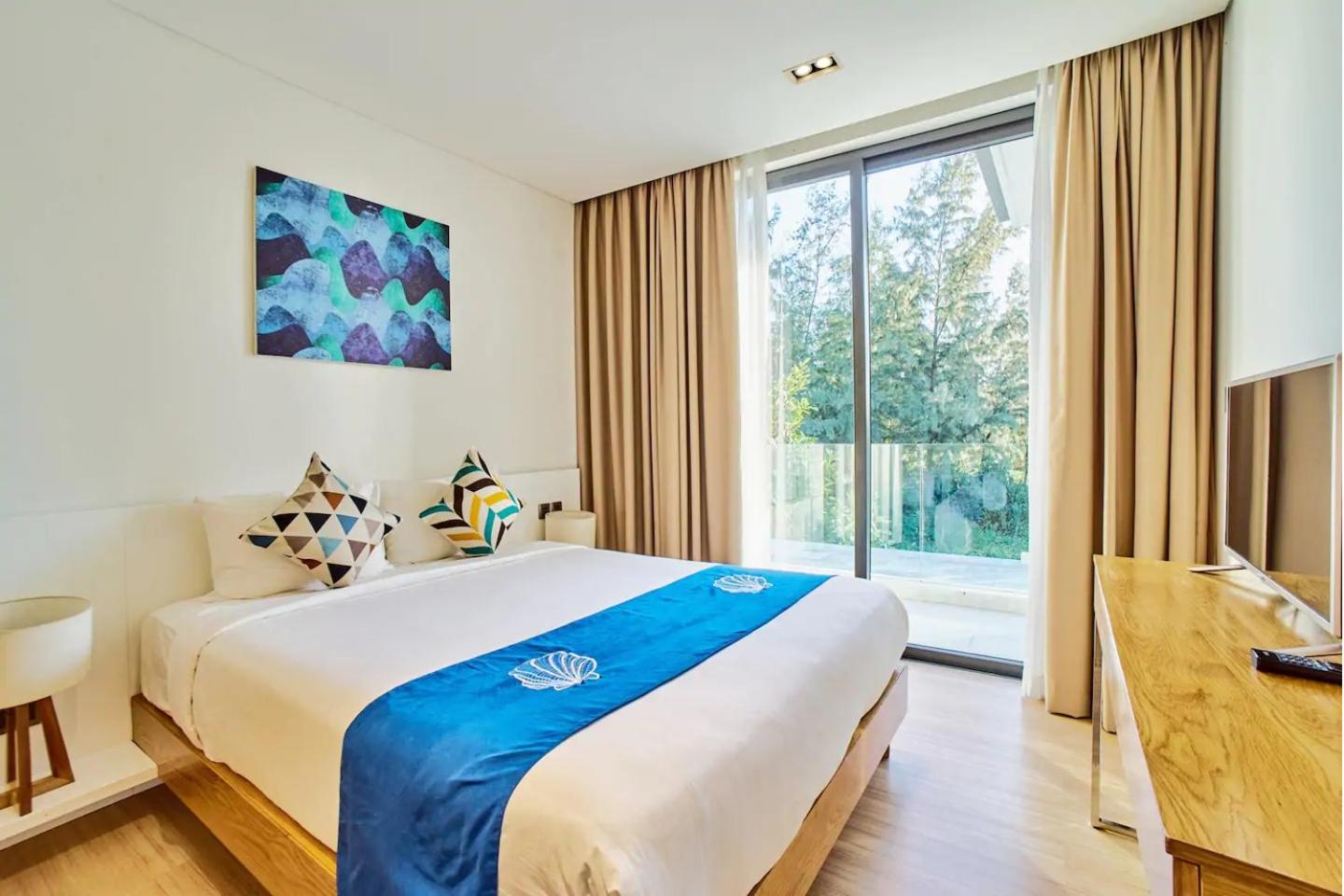 Clean & Quiet Villa - The Point Resort