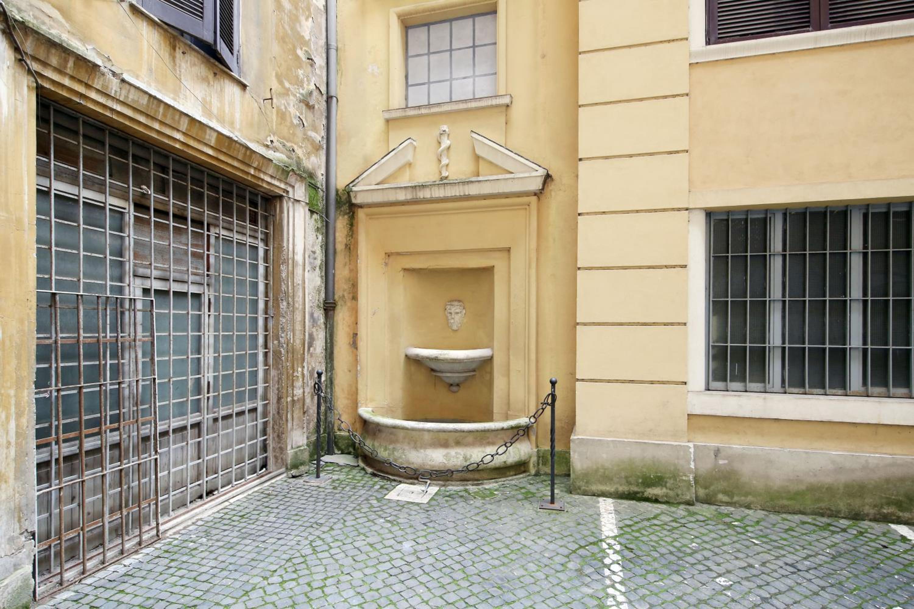 La Maisonnette Tritone Trevi Apartment Rome