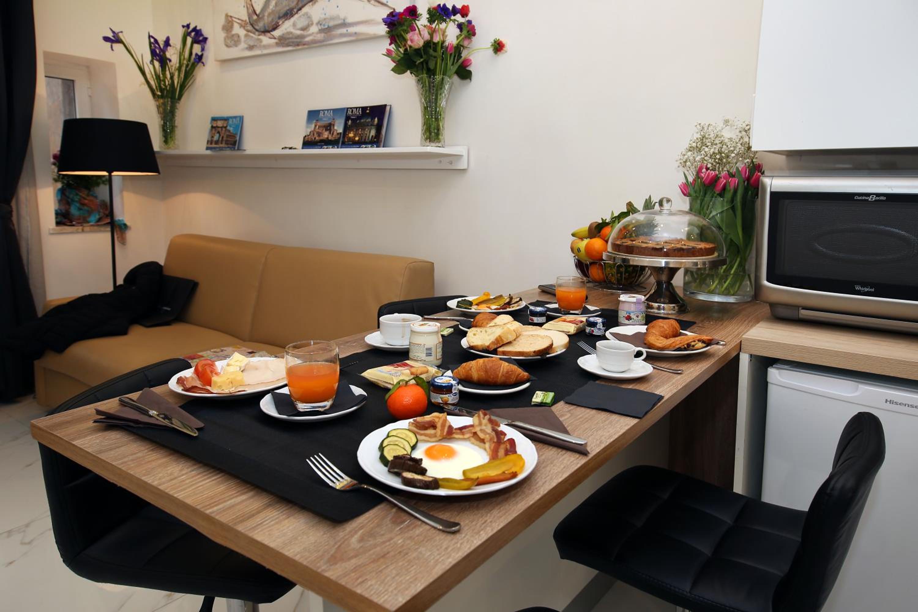La Maisonnette Tritone Trevi Apartment Rome