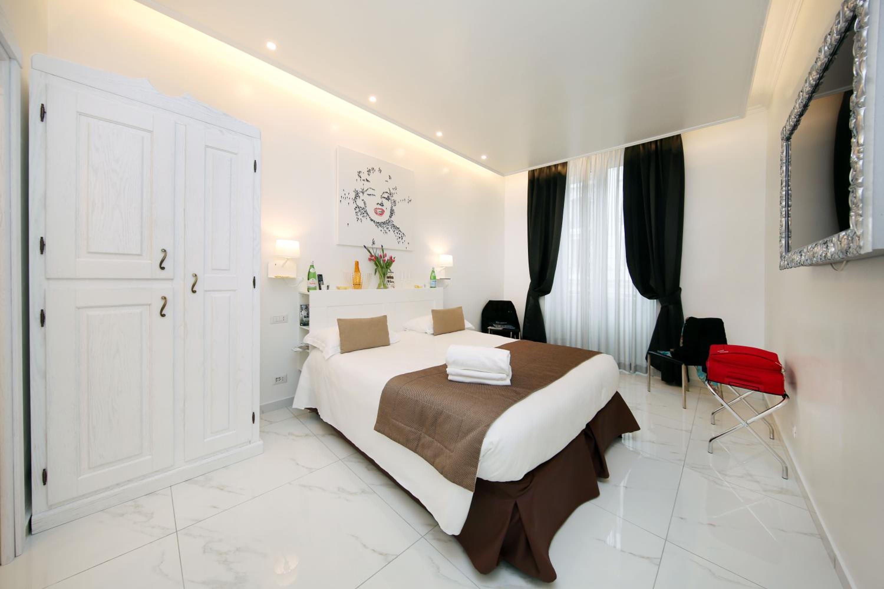 La Maisonnette Tritone Trevi Apartment Rome