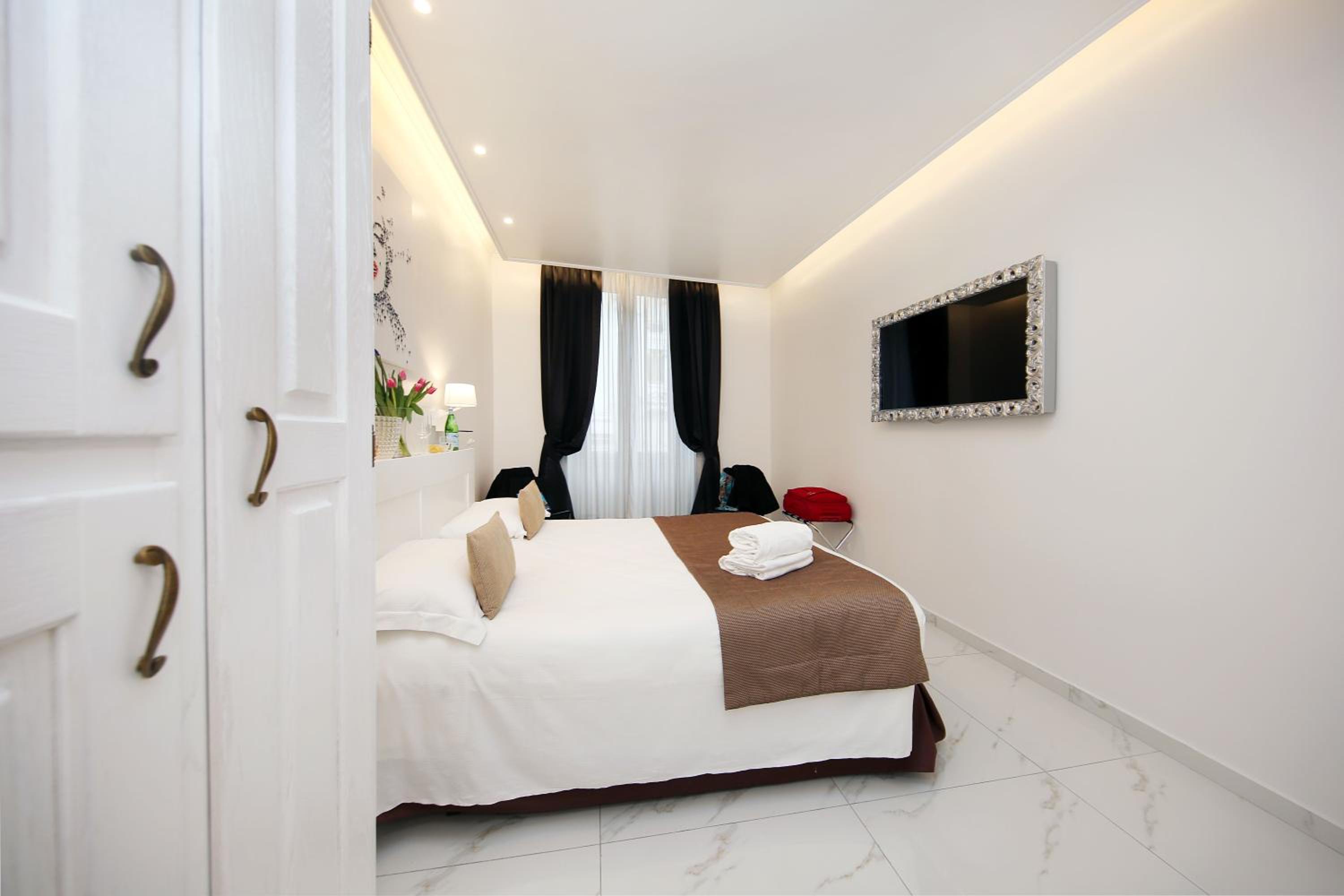 La Maisonnette Tritone Trevi Apartment Rome