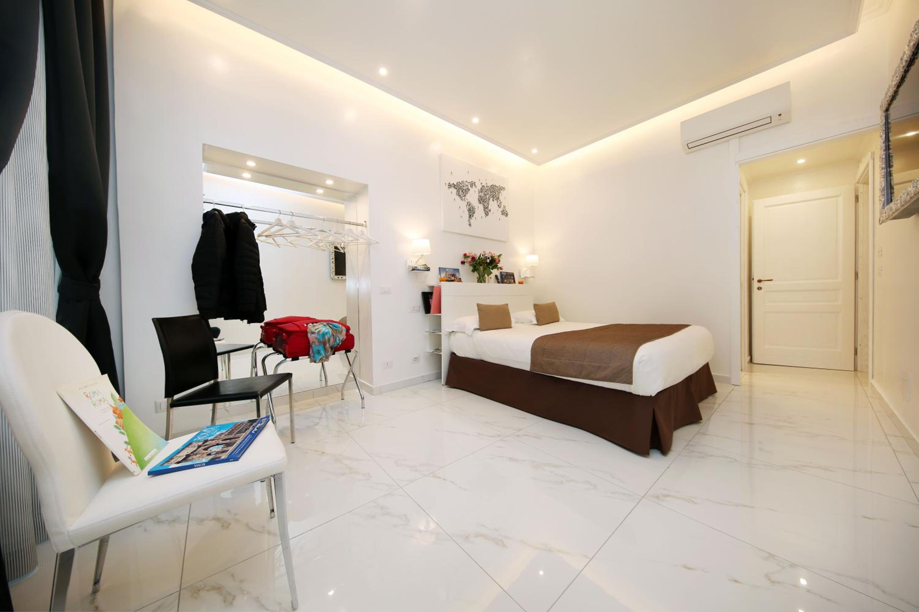 La Maisonnette Tritone Trevi Apartment Rome