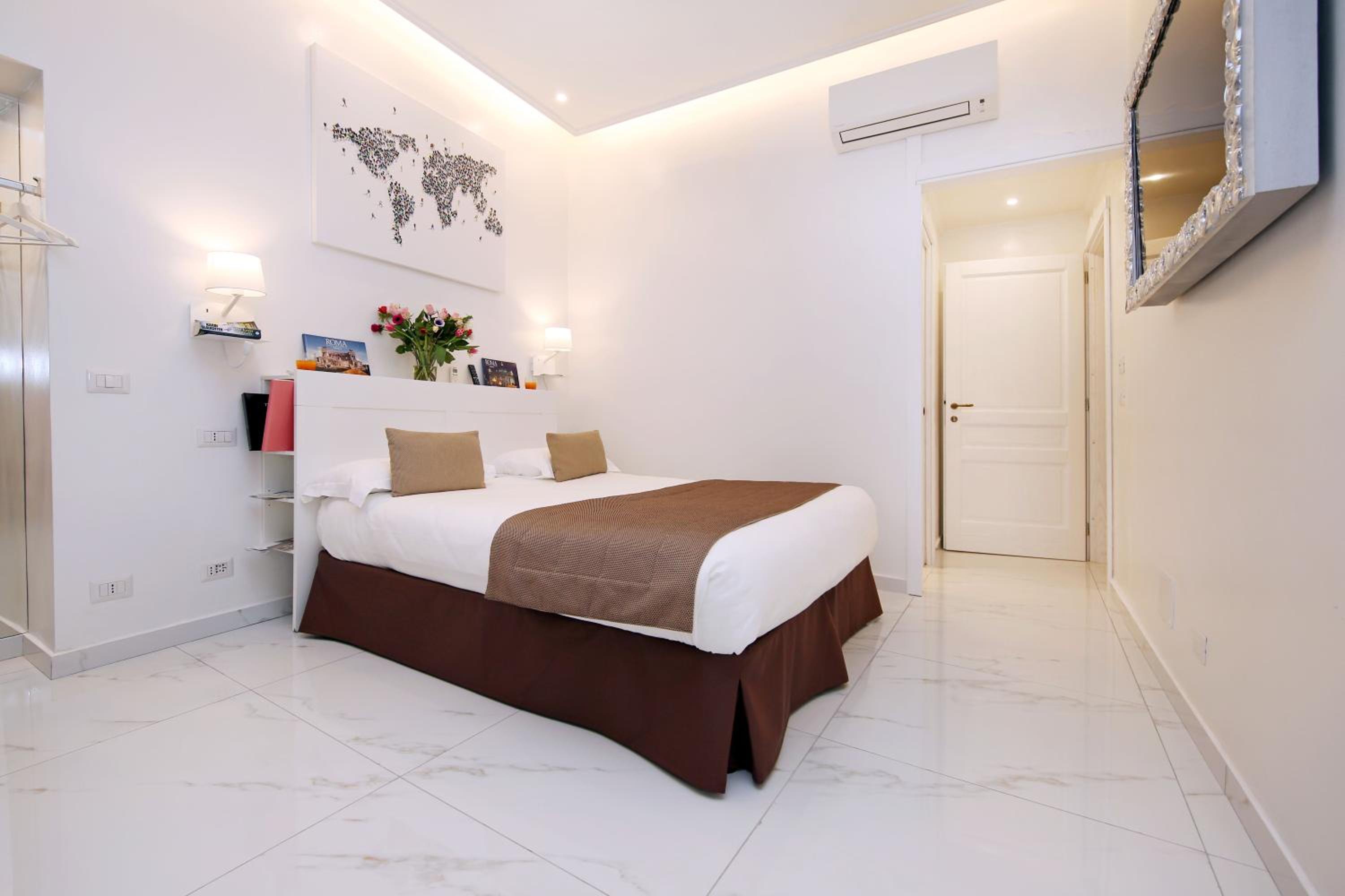 La Maisonnette Tritone Trevi Apartment Rome