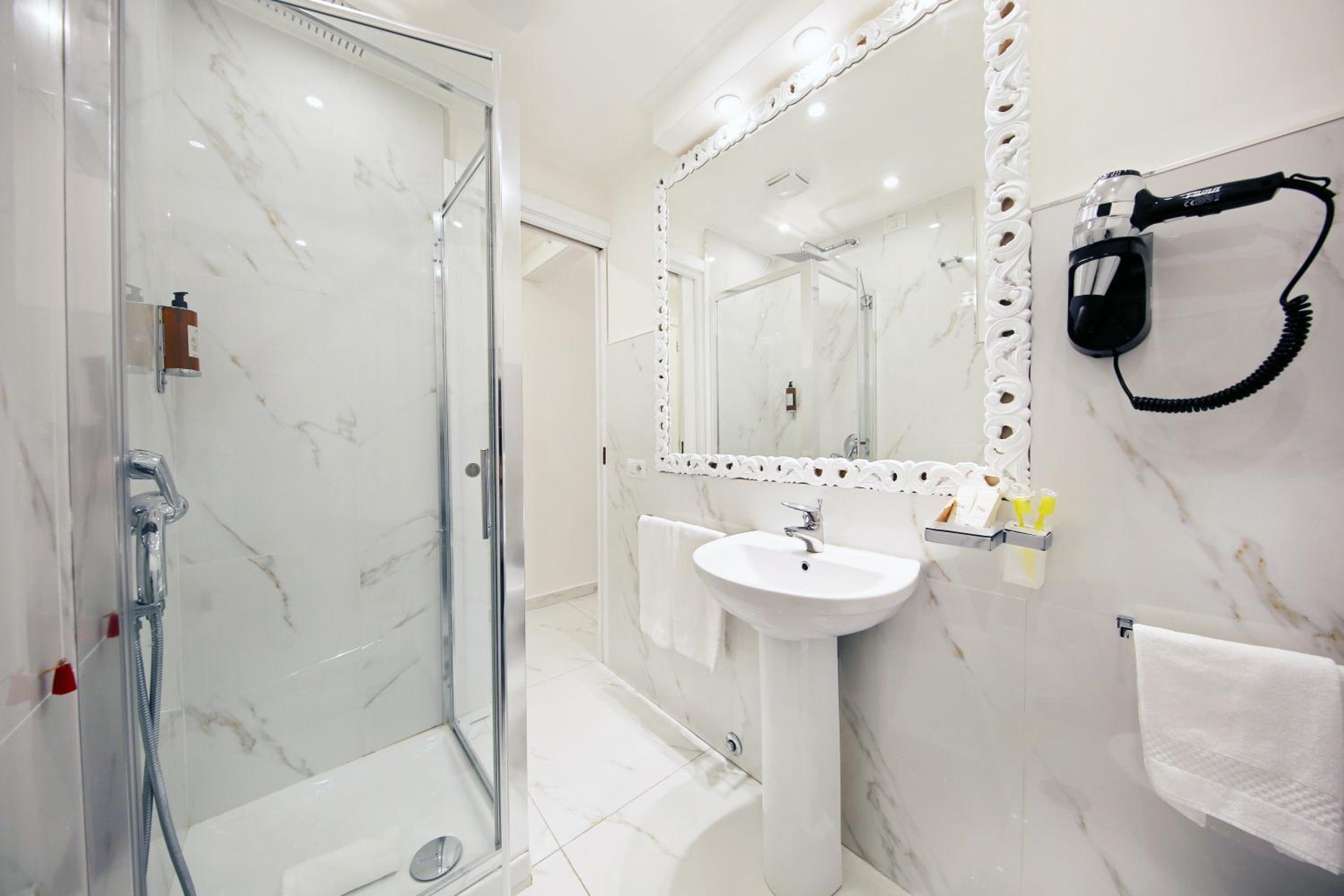 La Maisonnette Tritone Trevi Apartment Rome