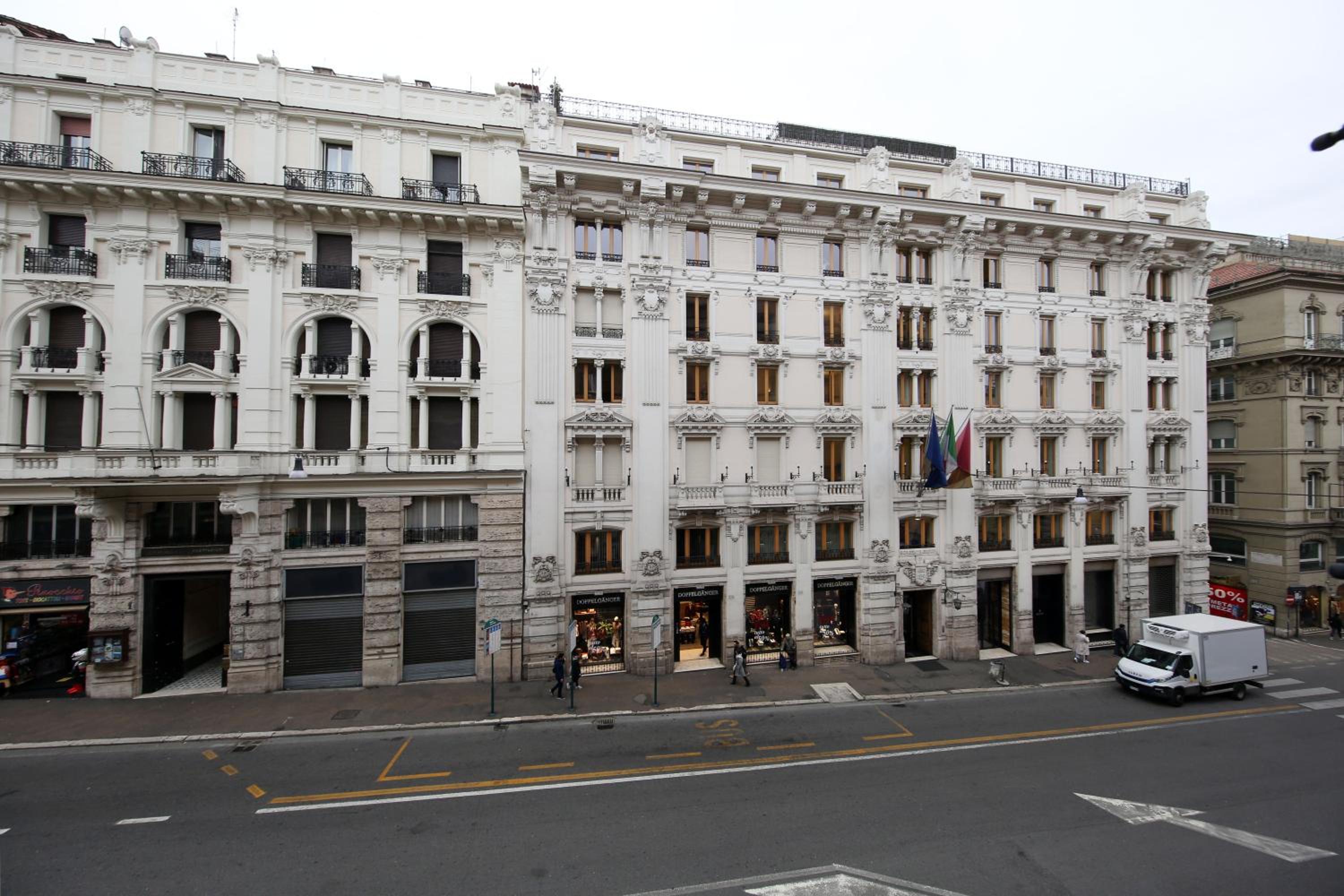 La Maisonnette Tritone Trevi Apartment Rome