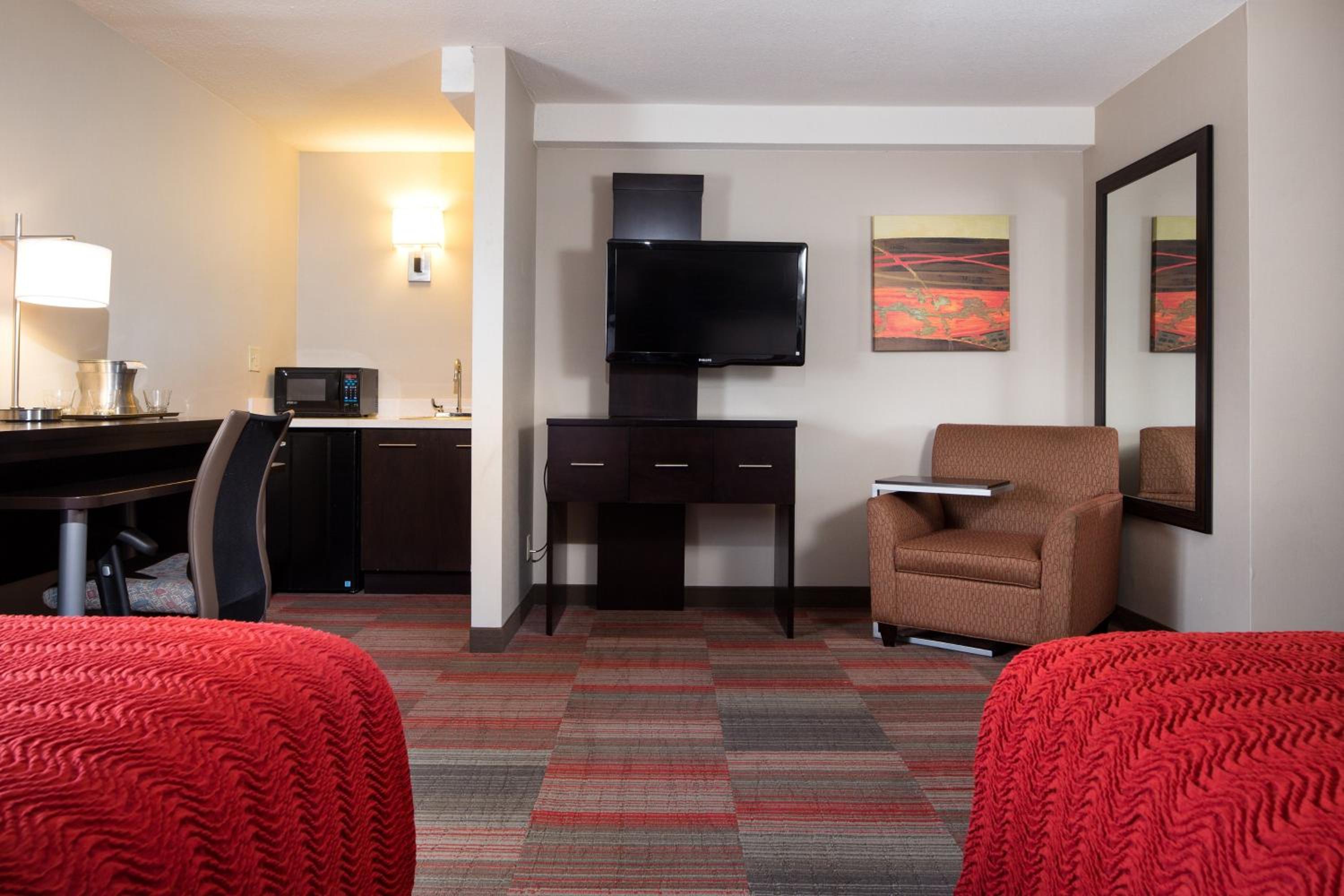Milwaukee Vacations - Holiday Inn Milwaukee Riverfront, an IHG Hotel - Property Image 11