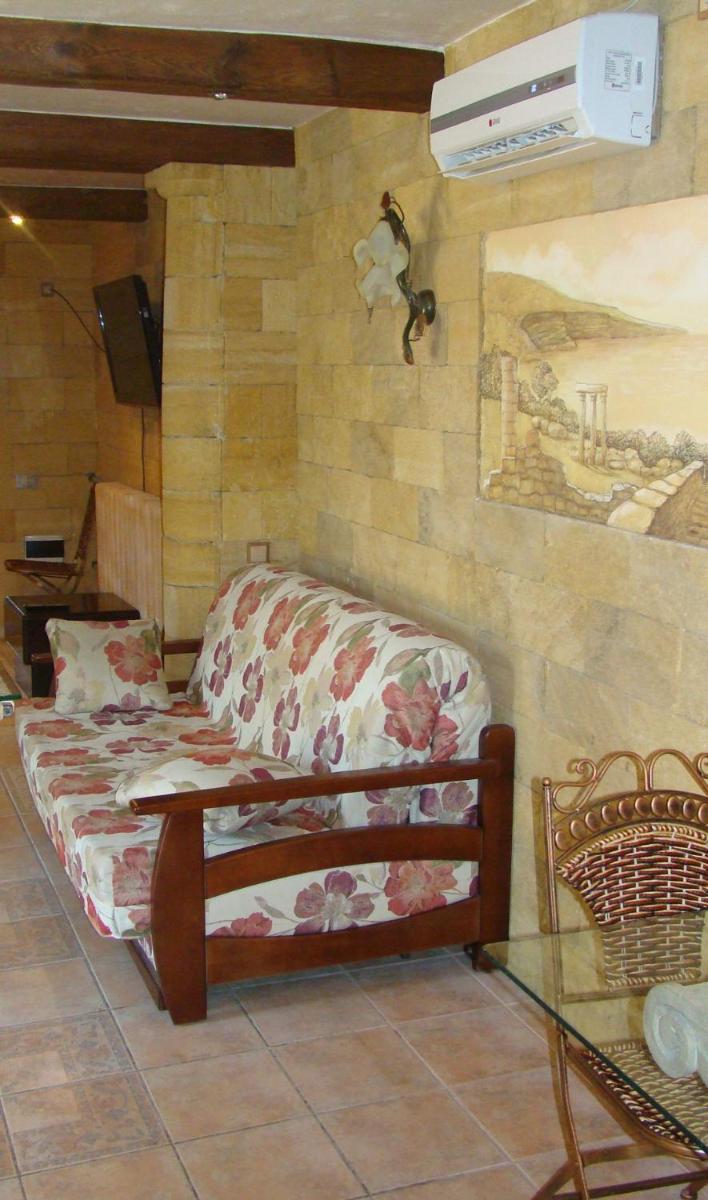 outdoor BBQ area