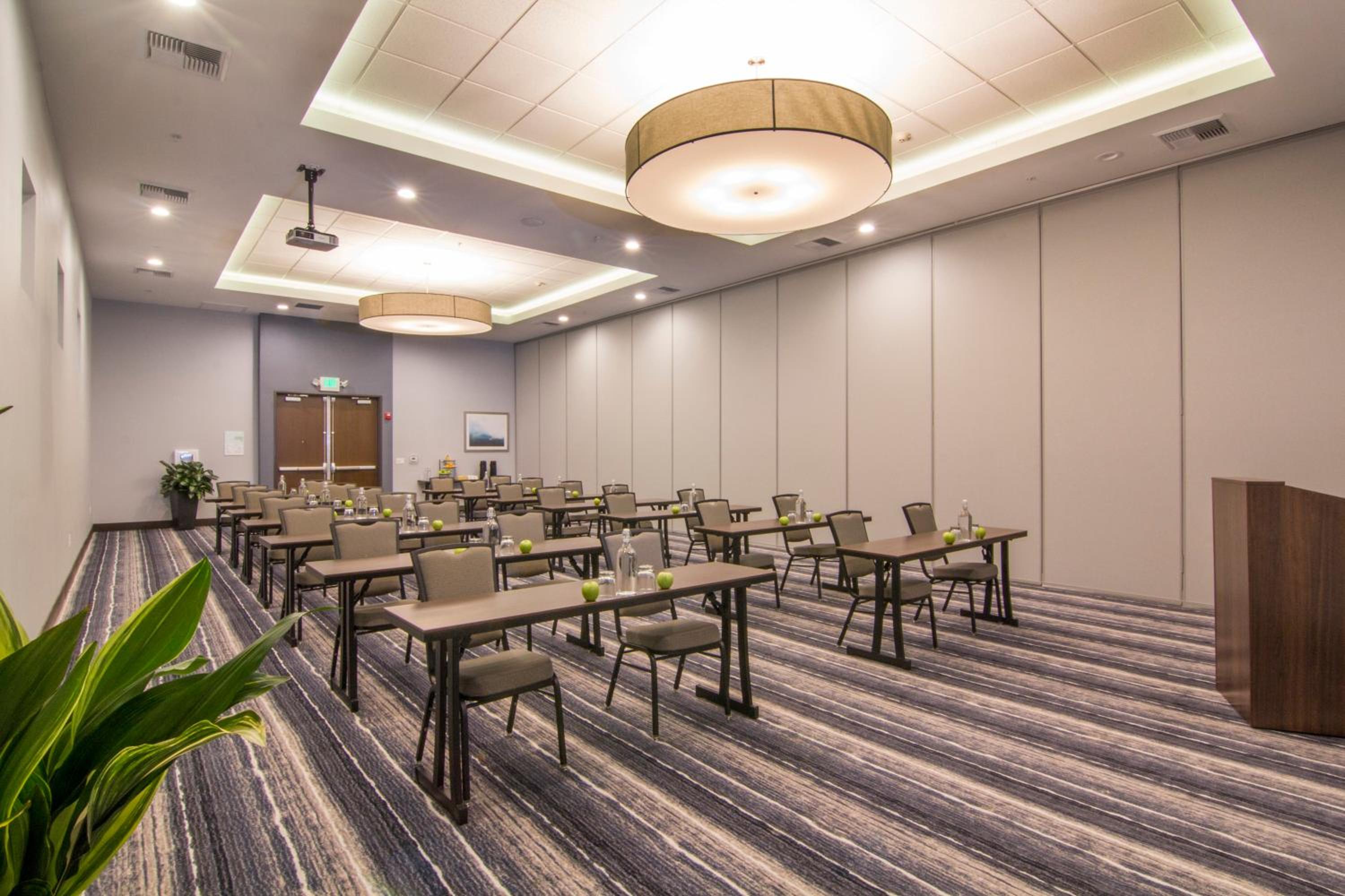 Holiday Inn Carlsbad/San Diego by IHG