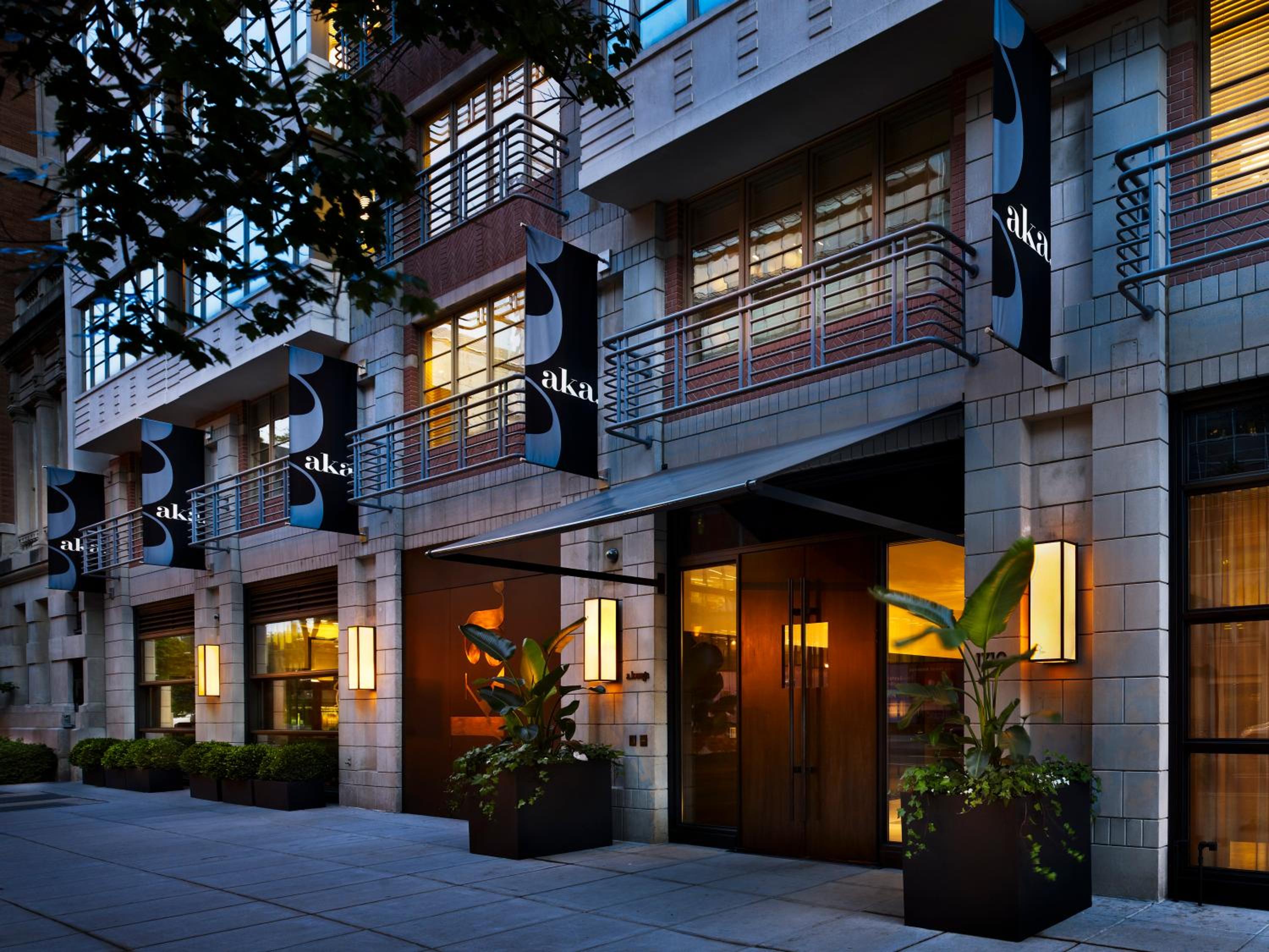 Hotel AKA White House - Image 1